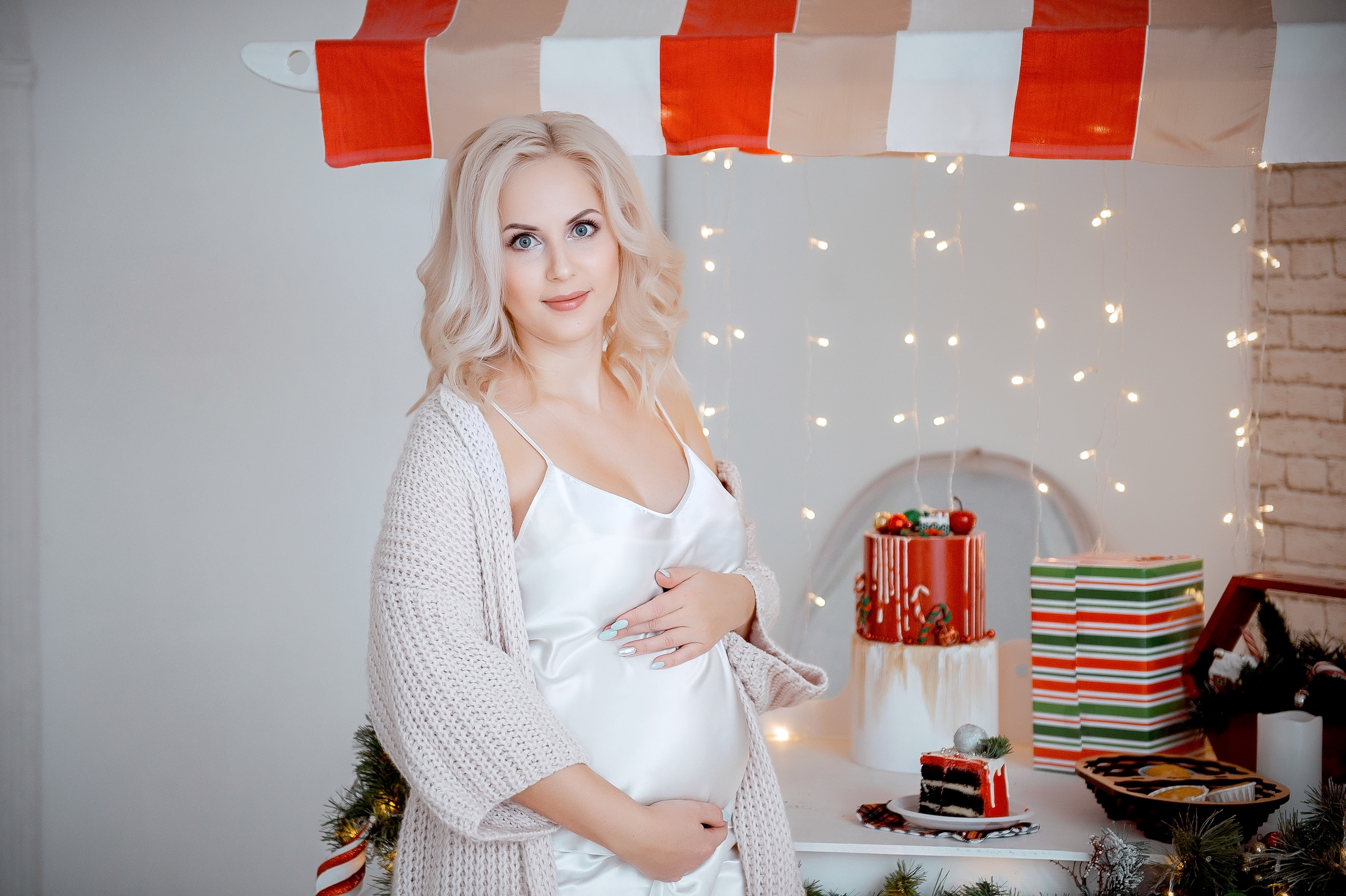 Фотосессия в ожидании малыша в фотостудии в Ивантеевке. Свадебный и семейный фотограф Виктория Носачёва. Щелково, Москва и МО