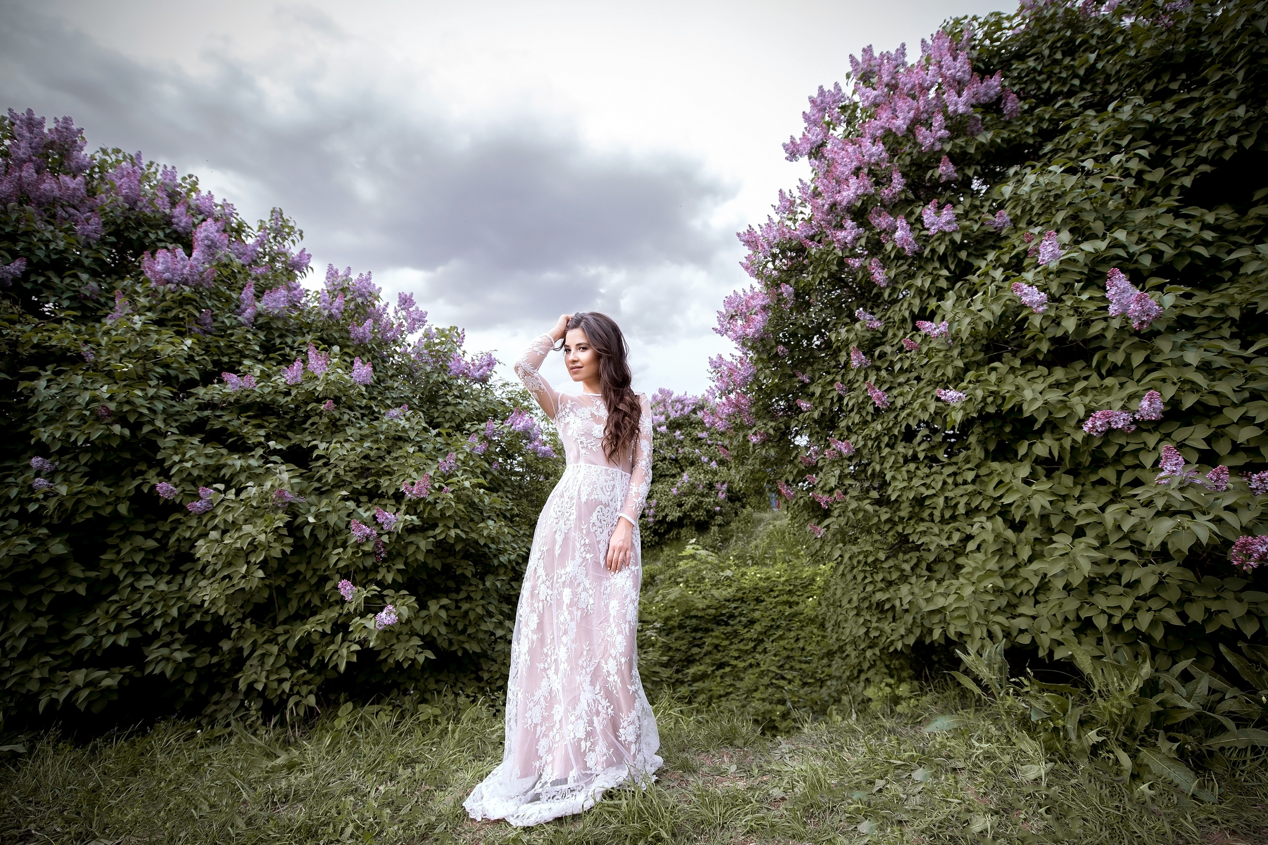 Фотосессия на цветение в Коломенском. Свадебный и семейный фотограф Виктория Носачёва. Щелково, Москва и МО