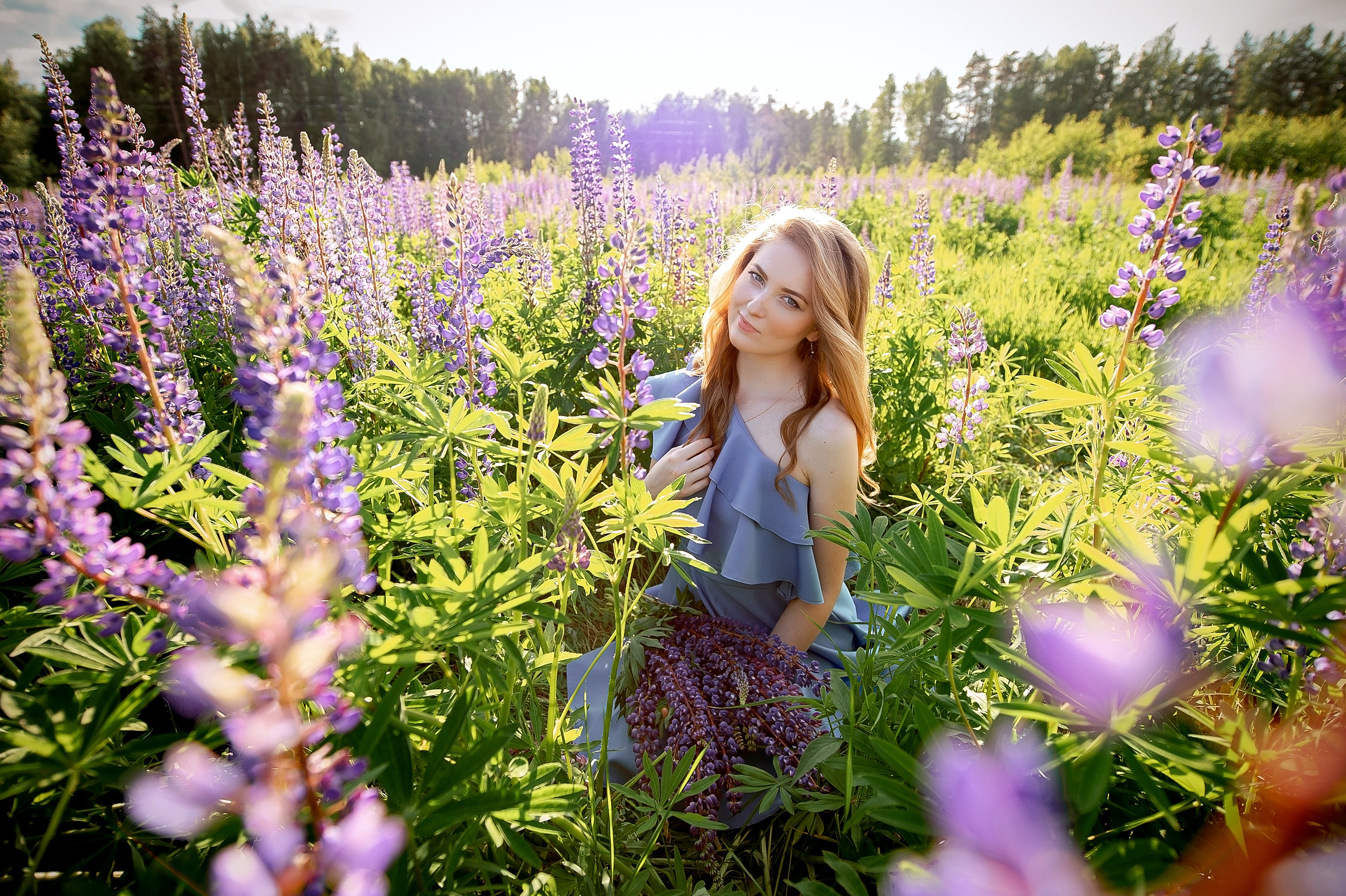 Фотосессия в люпиновом поле в Щелково. Свадебный и семейный фотограф Виктория Носачёва. Щелково, Москва и МО