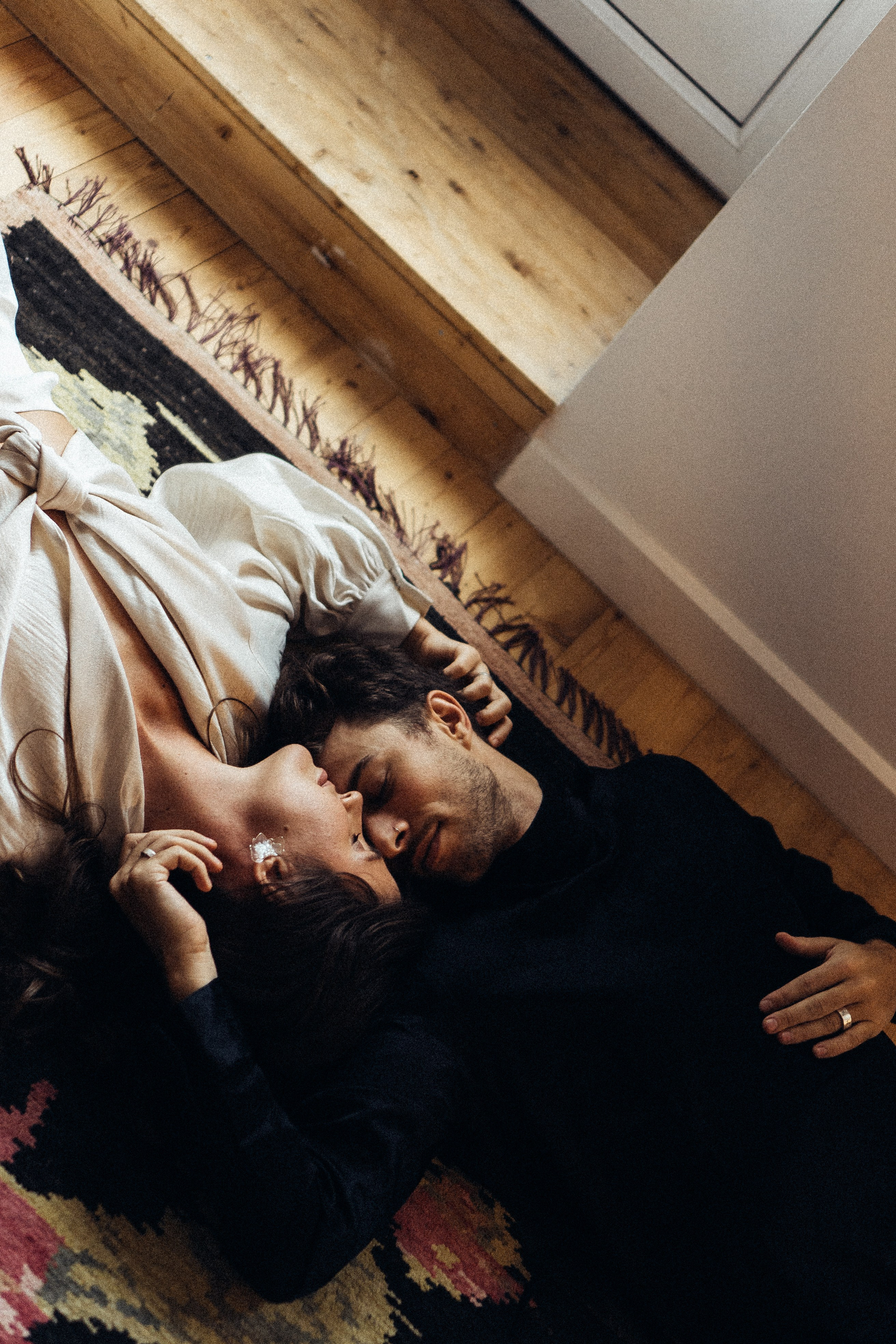 УТРО ЖЕНИХА И НЕВЕСТЫ В ПИТЕРСКОЙ КВАРТИРЕ И СЬЕМКА С СВАДЕБНЫХ ОБРАЗАХ. Профессиональный фотограф, Санкт-Петербург — Виктория Богомолова