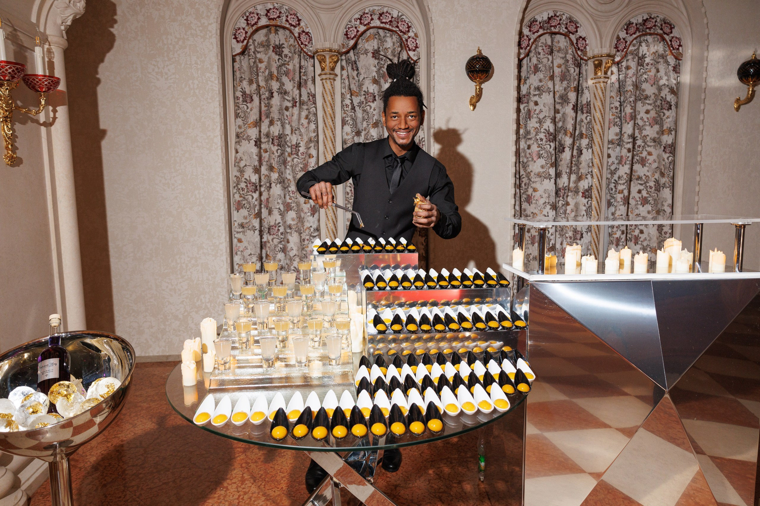 Teatro Veneziano — Своя компания. Контент для бизнеса в Екатеринбурге Полдень Медиа