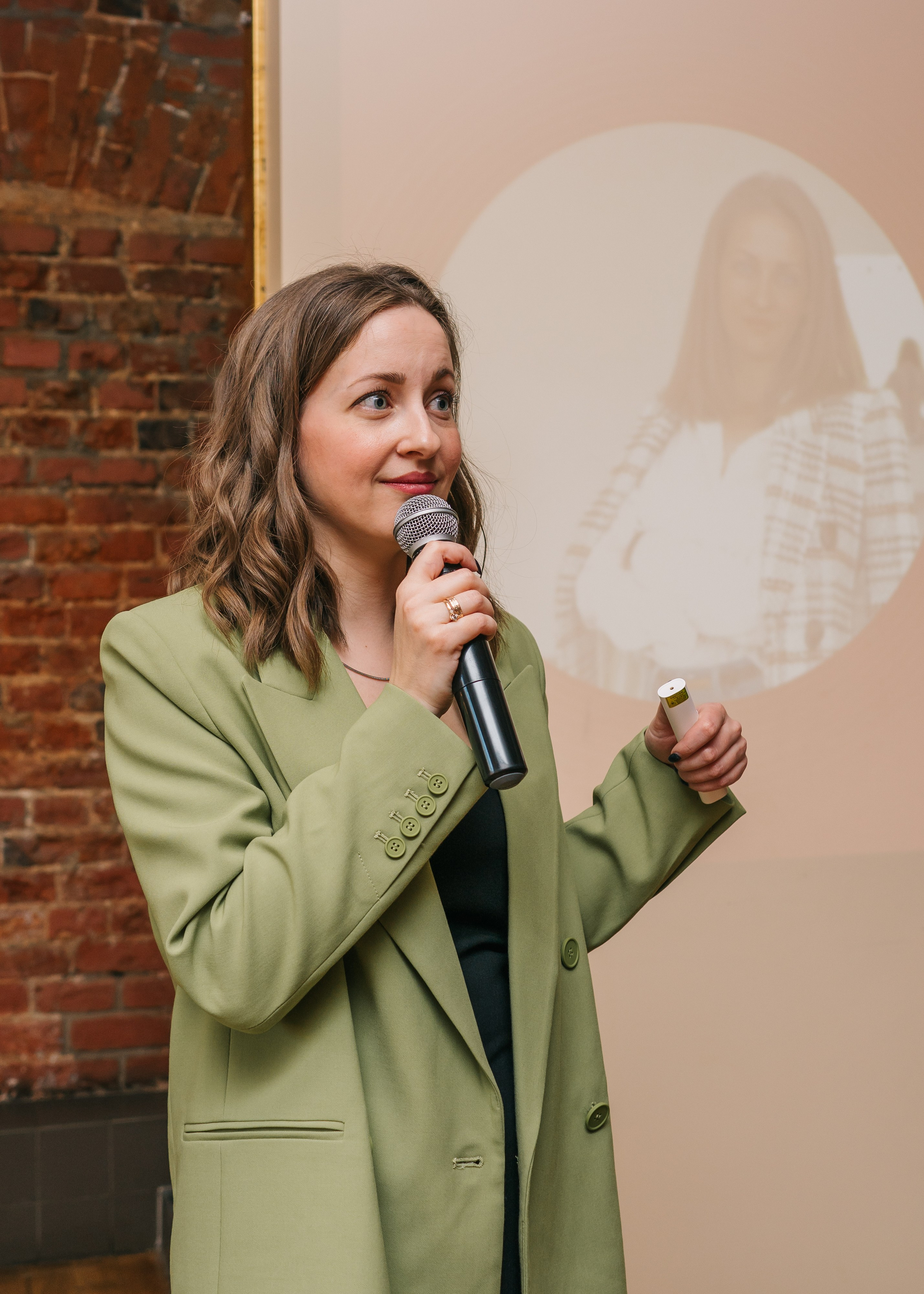 Нетворкинг «Свои в Москве». Женский фотограф в Москве Анастасия Сидорова