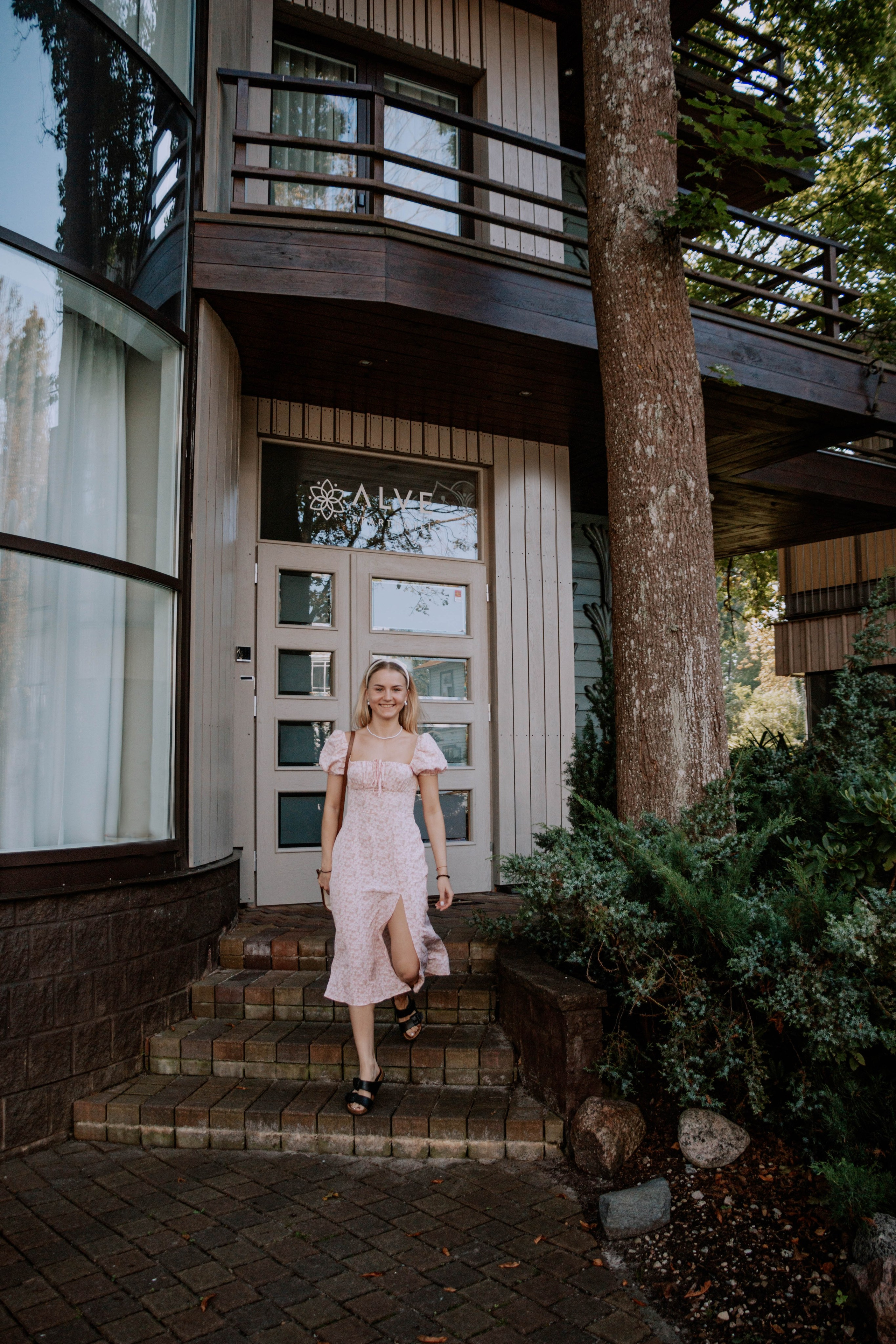 Диана. Бережно сохраняю ваши чувства и истории на своих фотографиях