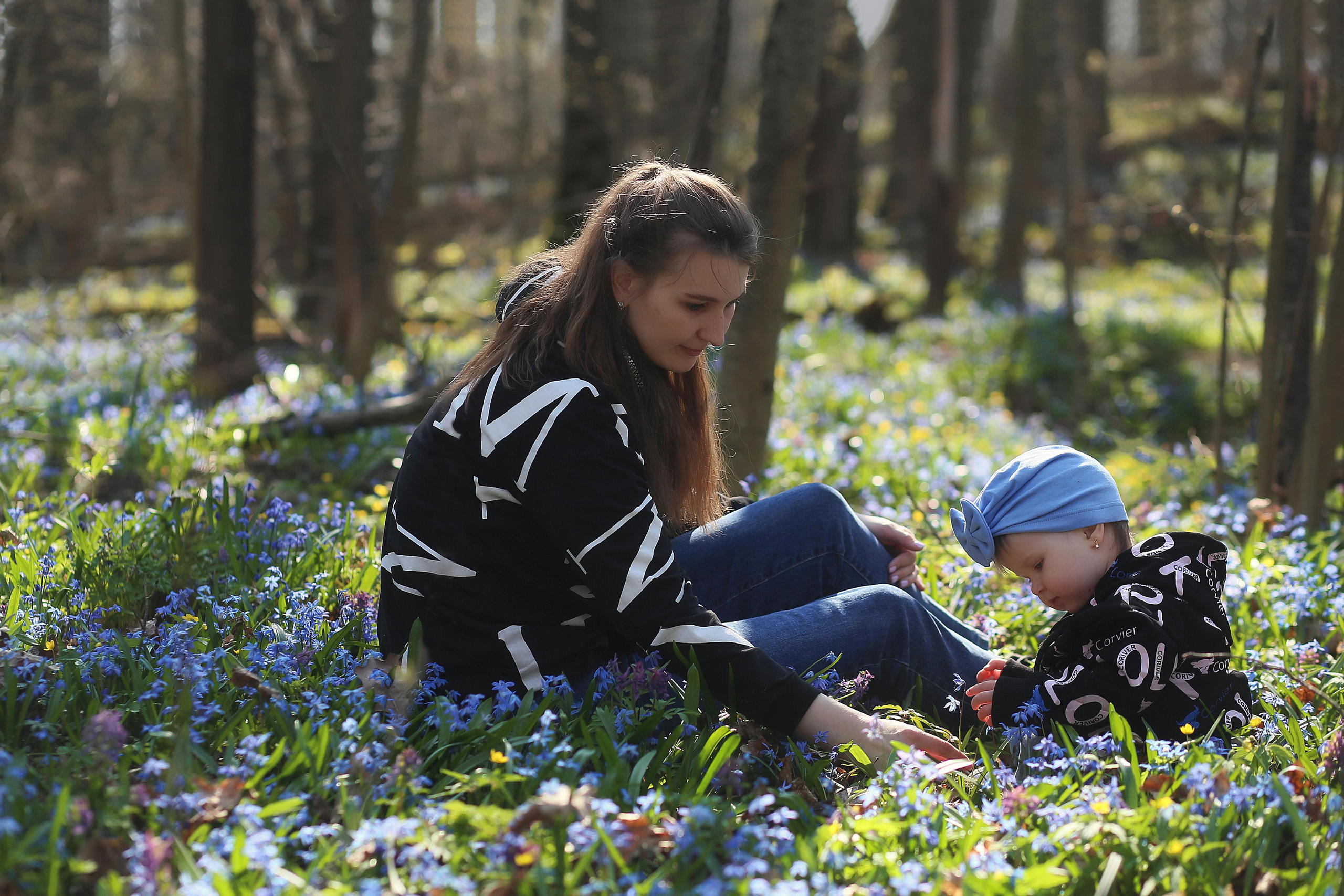 Прогулка в цветущем лесу. Семейный фотограф в Воронеже Плотникова Алина