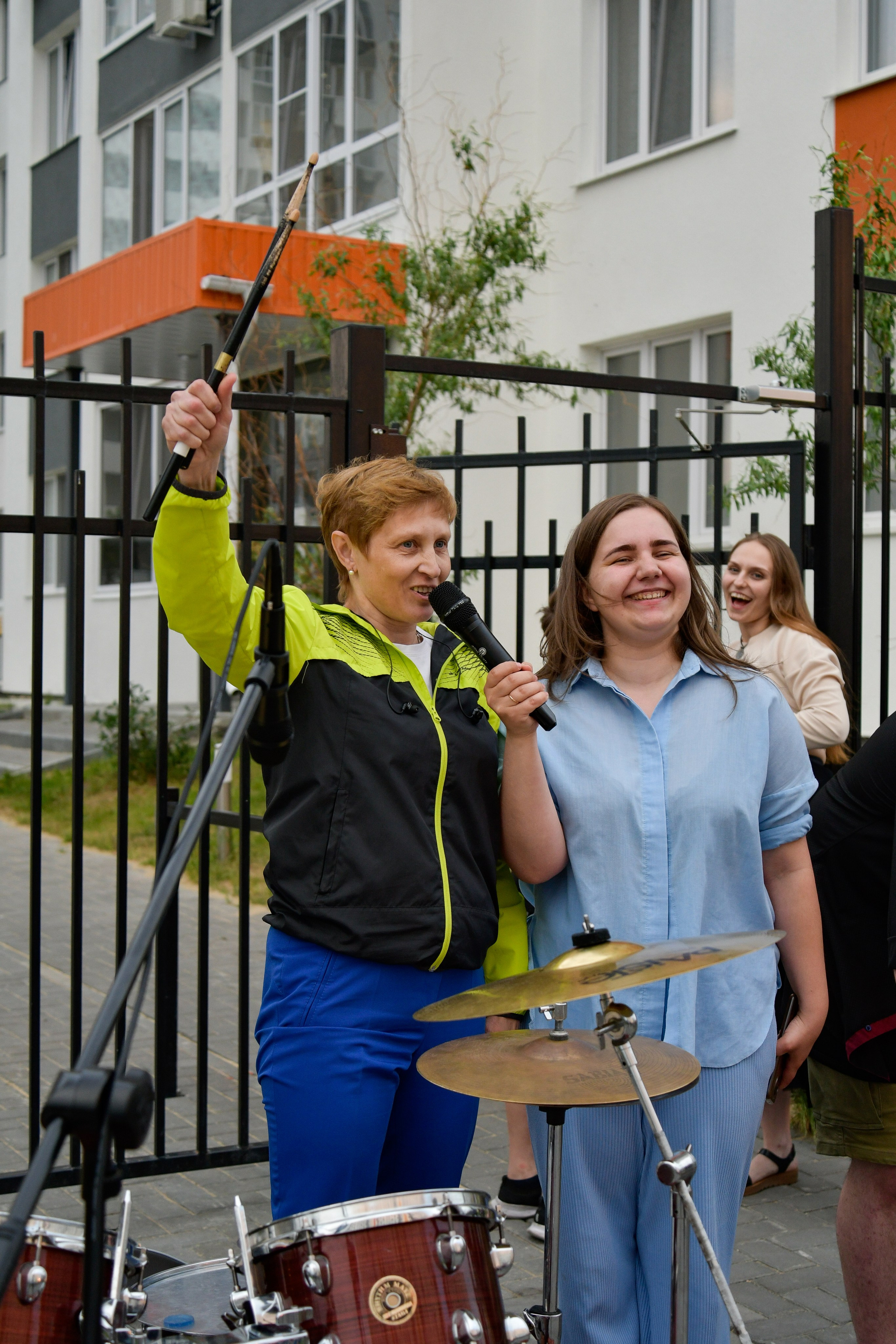 Концерт школы барабанов в соседском центре. Фотографы в Тюмени Андрей и Лидия Войвод
