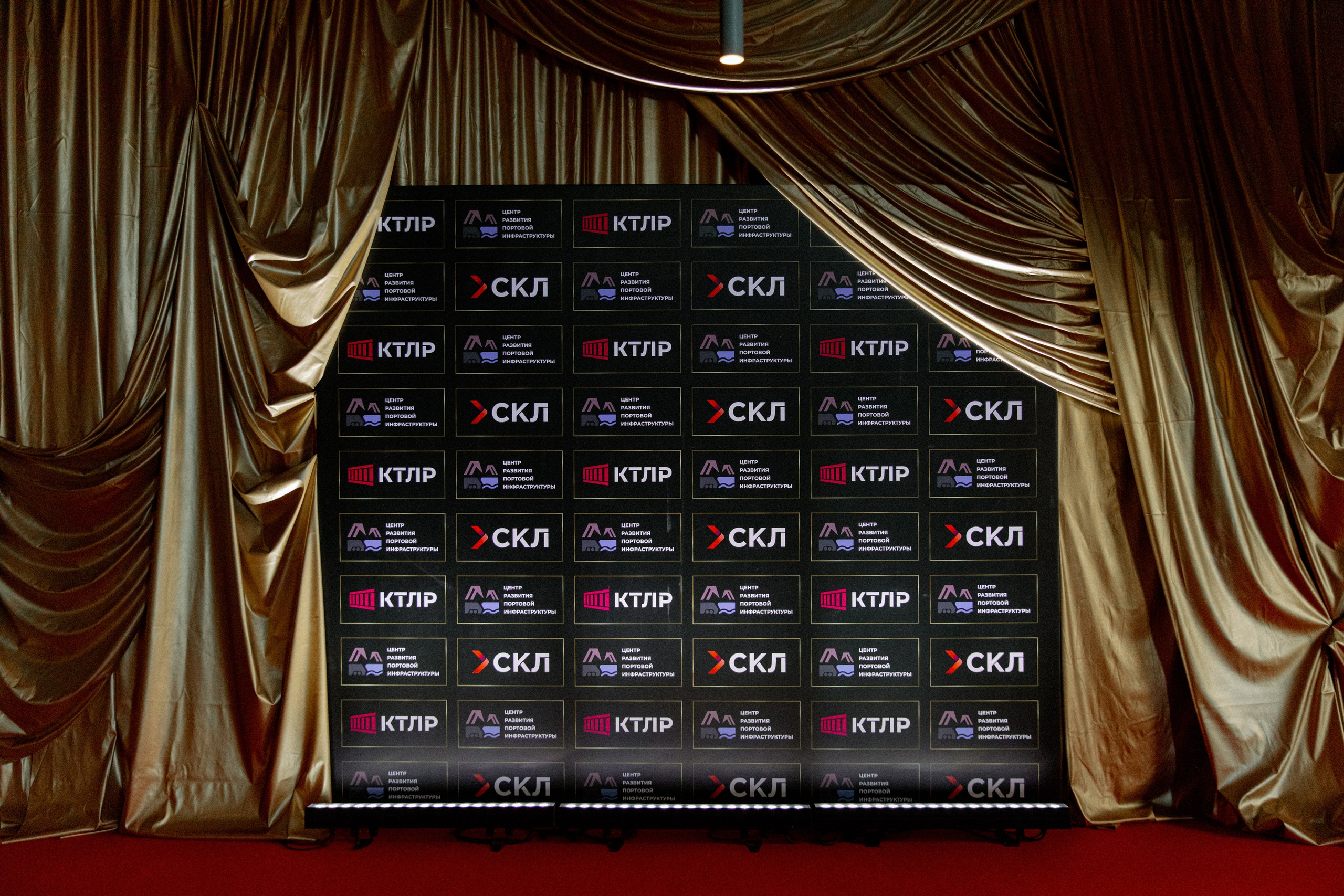 ЦРПИ. Свадебный и репортажный фотограф