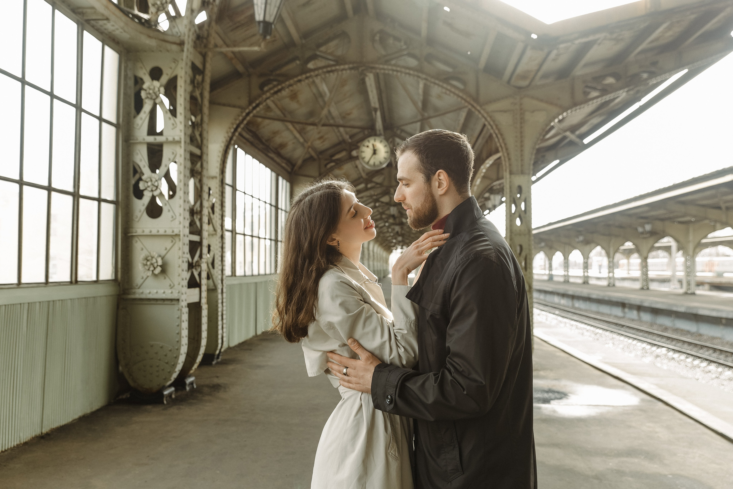 Лиза и Михаил — лав стори на Витебском вокзале. Свадебный и портретный фотограф в Санкт-Петербурге Анна Демьянова