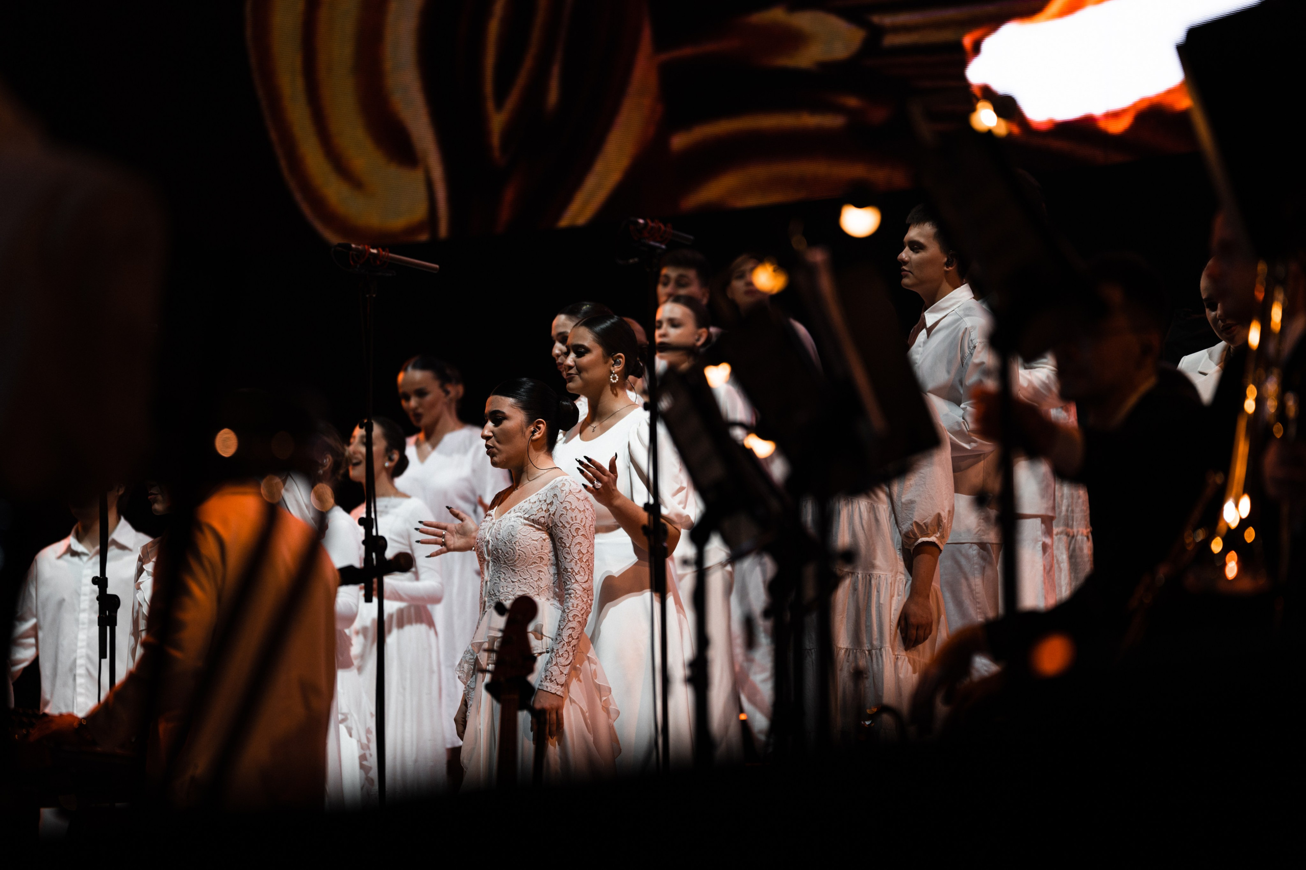 Концерт L'one 19.10.2025 с хором и симфоническом оркестром. Фотограф и видеограф Мария Банщикова, Солнечногорск, Москва