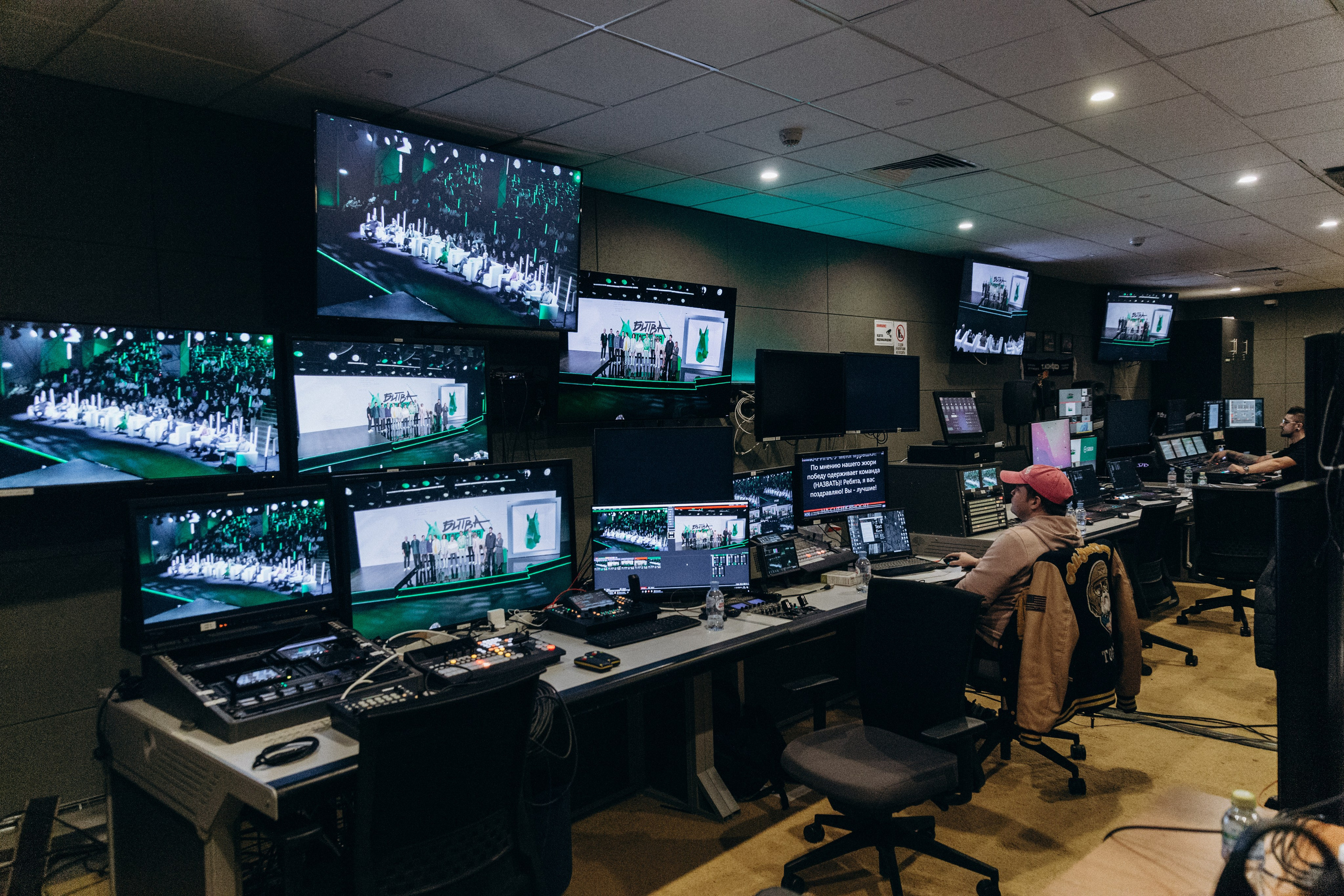 Битва стартапов. Олег Левин — профессиональный концертный и бэкстейдж фотограф в Москве