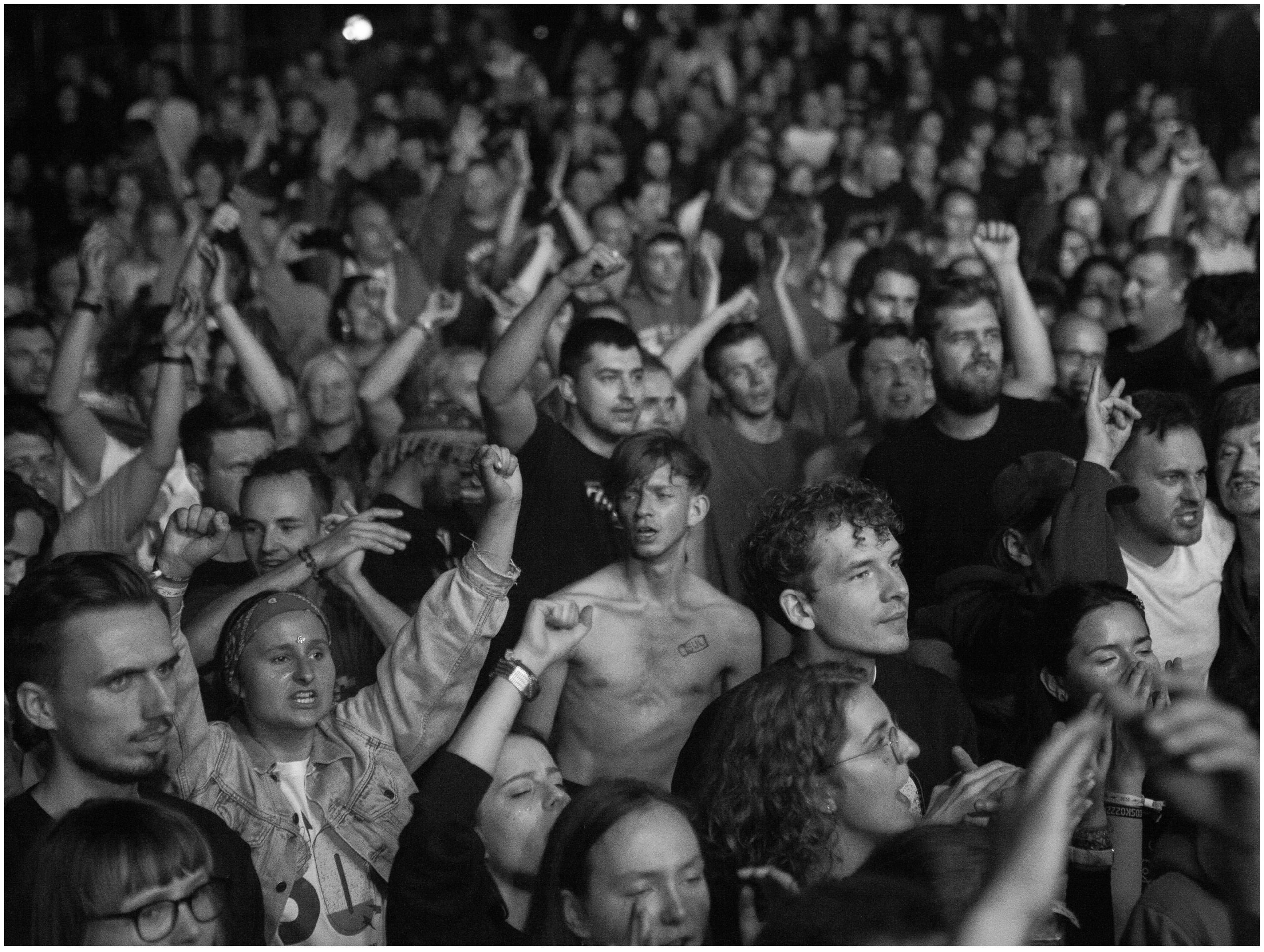 Басовішча XXX. Künstler Verstecktoff