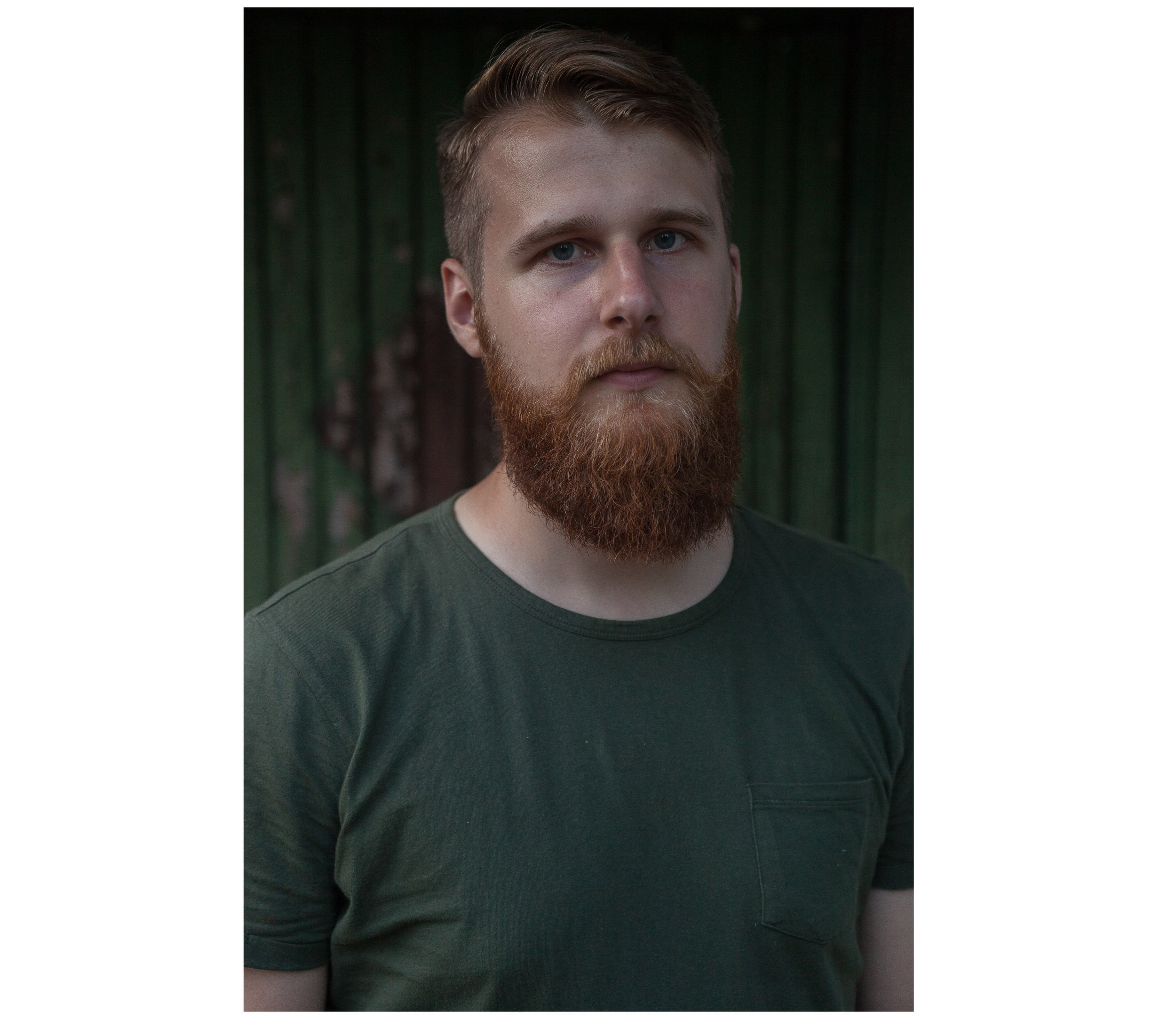 Басовішча XXX. Künstler Verstecktoff