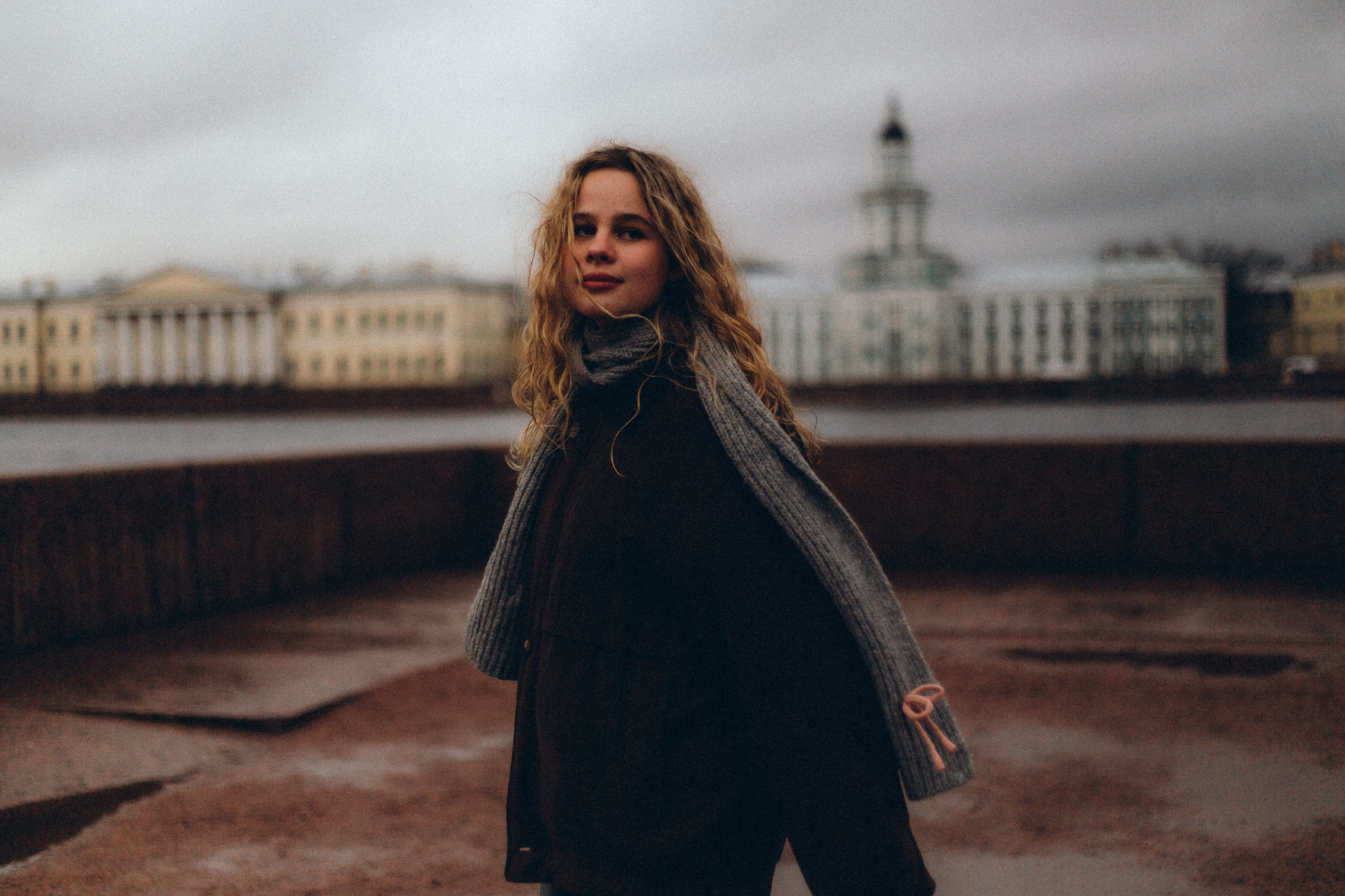 Лиза осенняя прогулка по Питеру. Фотограф Санкт-Петербург Князева Елизавета