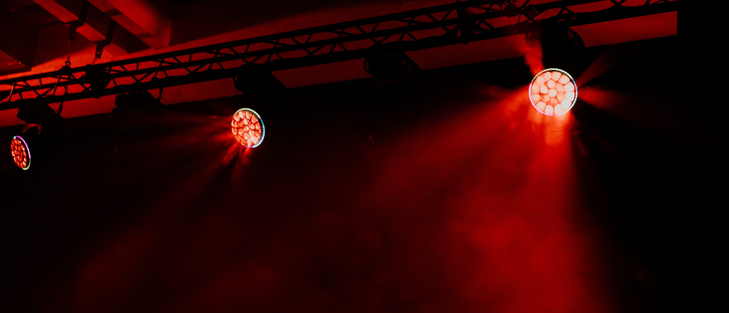 ИНФОРМПРОЕКТ. Свадебный и репортажный фотограф Киров | Вадим Карпук