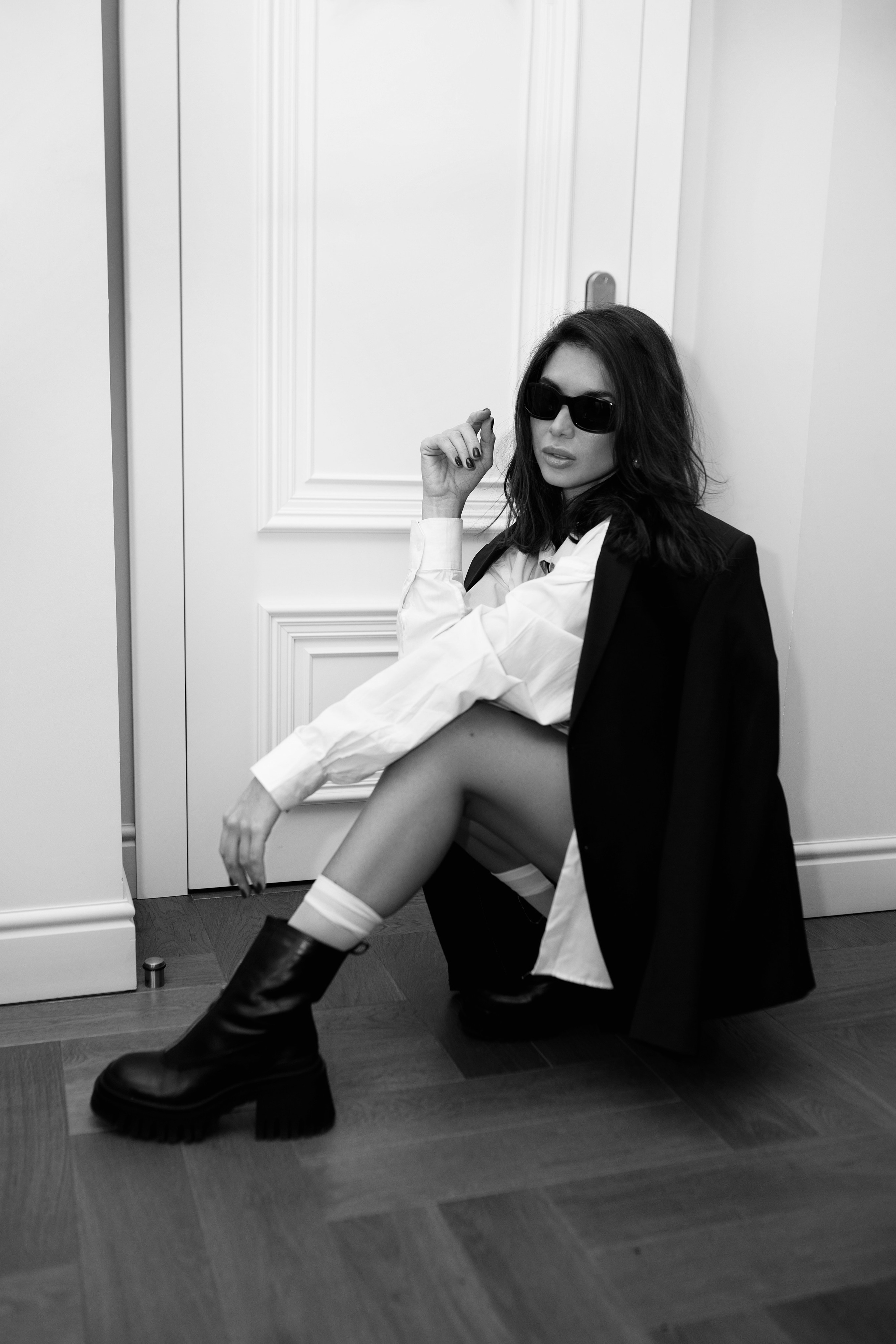 ЖЕНСКИЙ ПОРТРЕТ (ПРОГУЛКА, ИНТЕРЬЕР). Фотограф Иркутск.Дарья Казакова