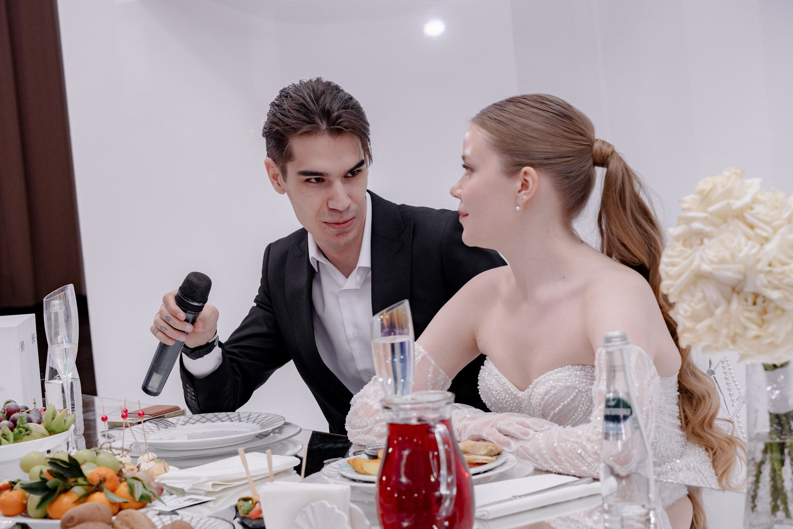 СВАДЕБНЫЙ БАНКЕТ (СНЯТО В СИБИРЕ В НИЖНЕВАРТОВСКЕ). Профессиональный фотограф, Санкт-Петербург — Виктория Богомолова