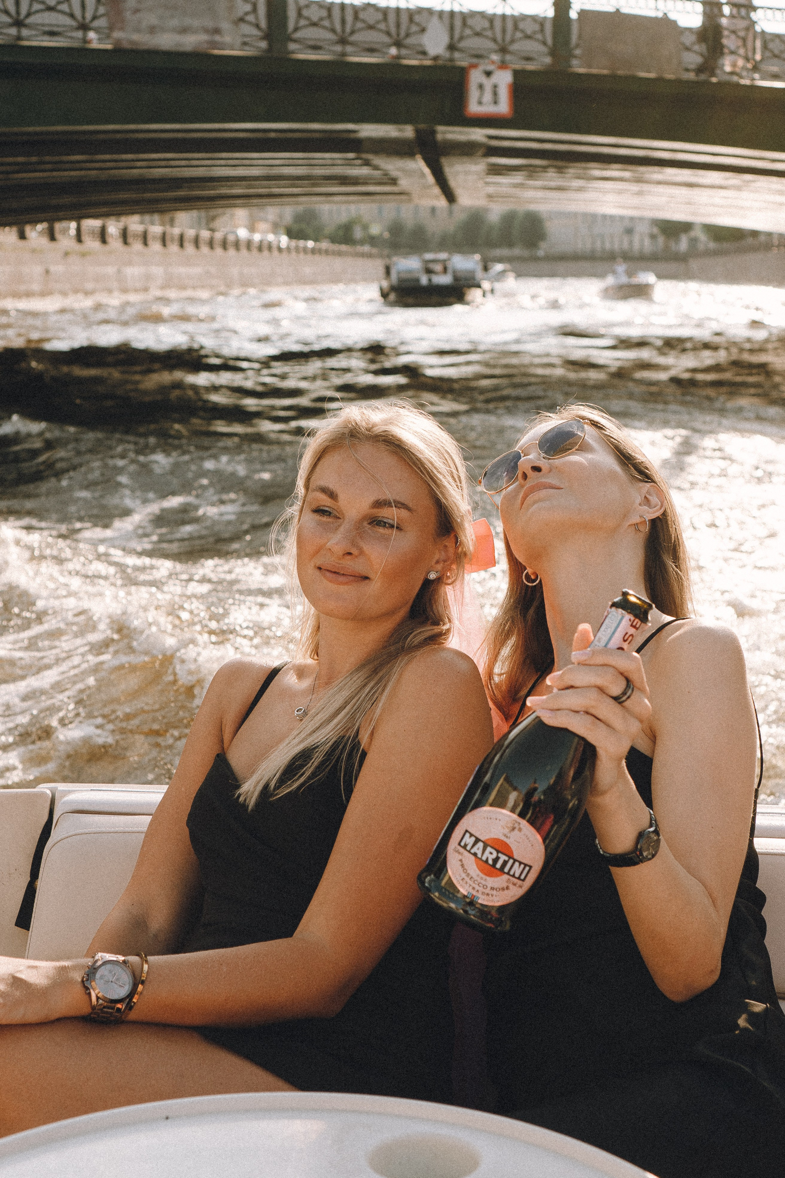 ДЕВИЧНИК НА КАТЕРЕ. Профессиональный фотограф, Санкт-Петербург — Виктория Богомолова