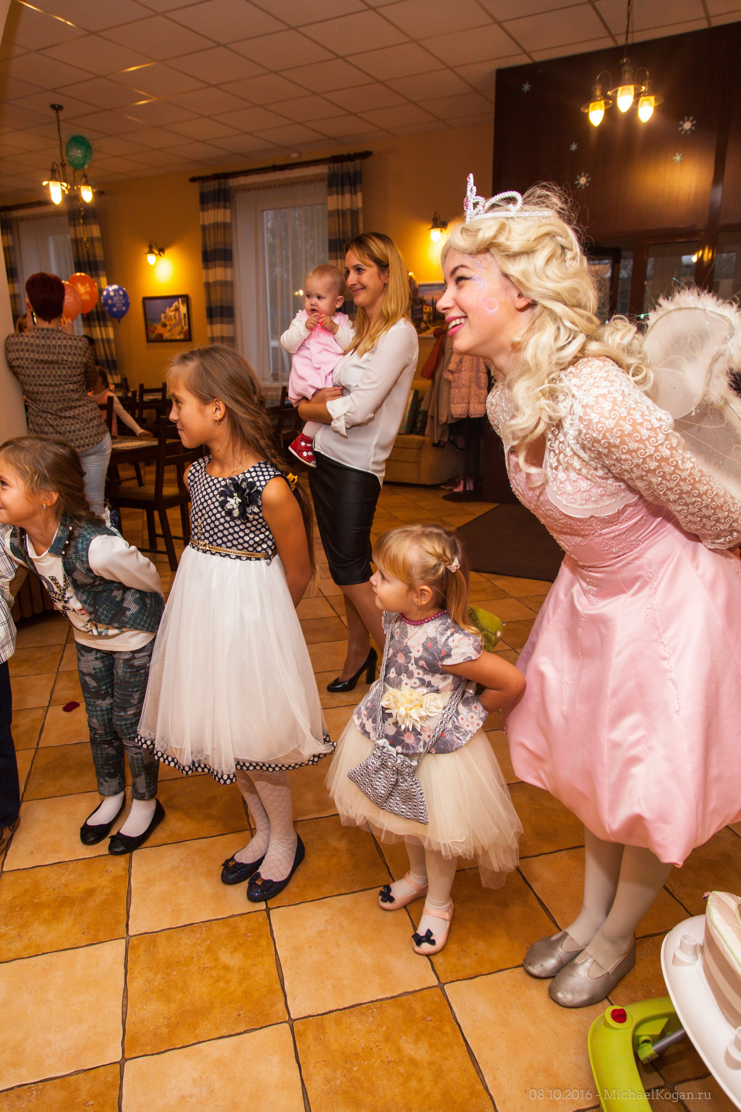 kogan.studio - аниматоры в костюмах пиратов 