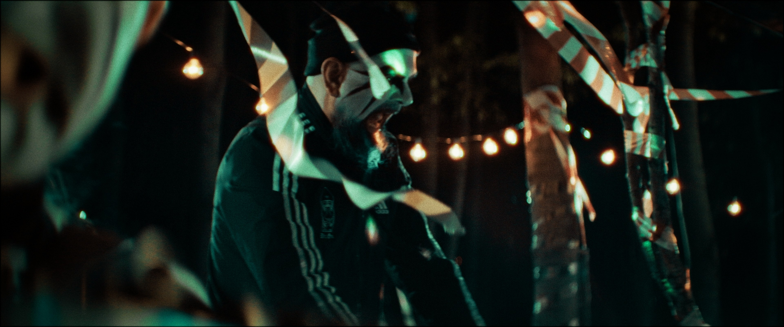 Музыкальной видео Дрен из винений. Цветокоррекция кино, рекламы и клипов. В Алматы и по всему миру. Юрий Косяков