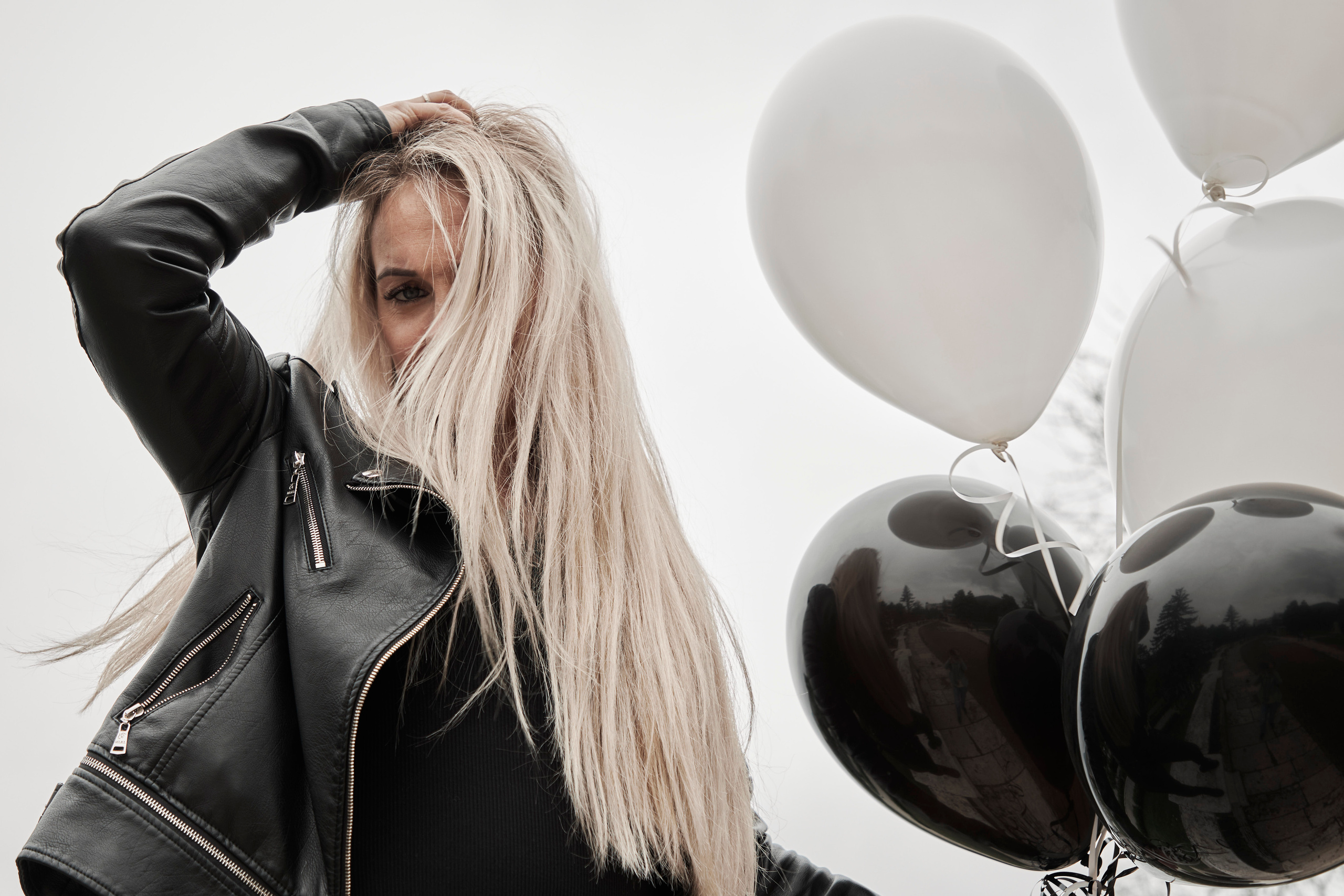 Прогулочная фотосессия для Светы с воздушными шарами в Пятигорске. Анна Потявина. Фотограф Москва