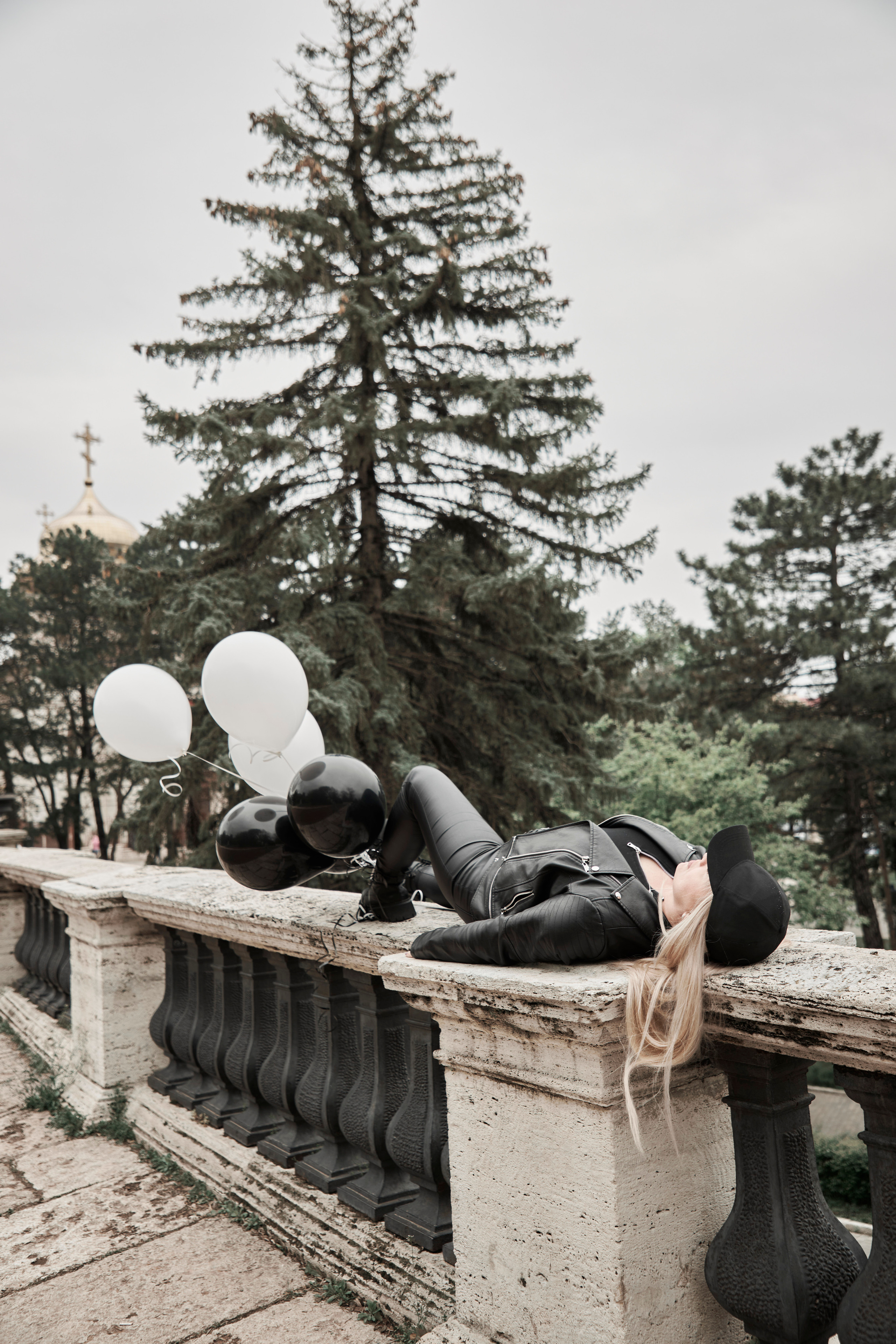 Прогулочная фотосессия для Светы с воздушными шарами в Пятигорске. Анна Потявина. Фотограф Москва