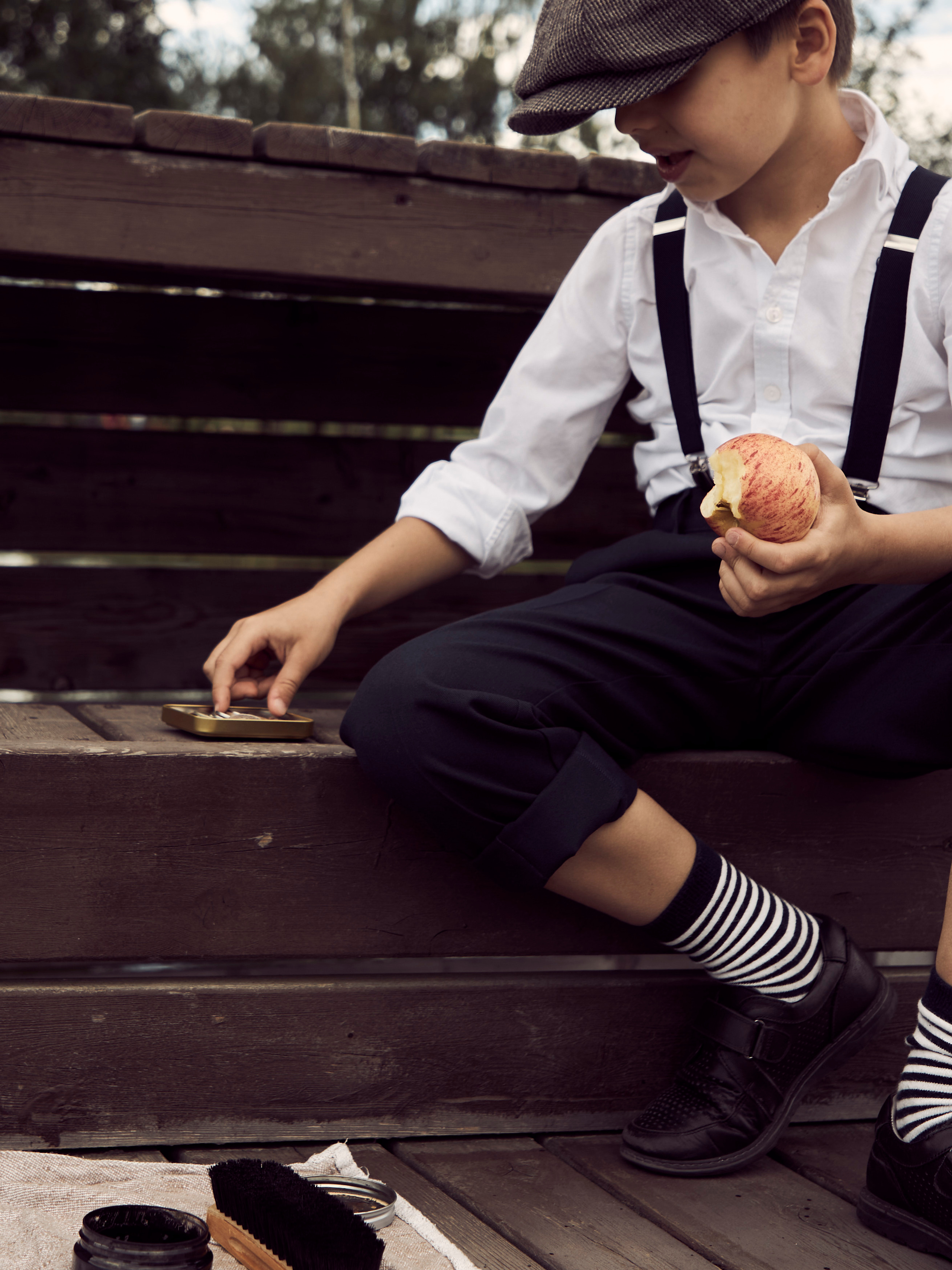 Фотосессия в ретро стиле - Чистильщик обуви. Анна Потявина. Фотограф Москва