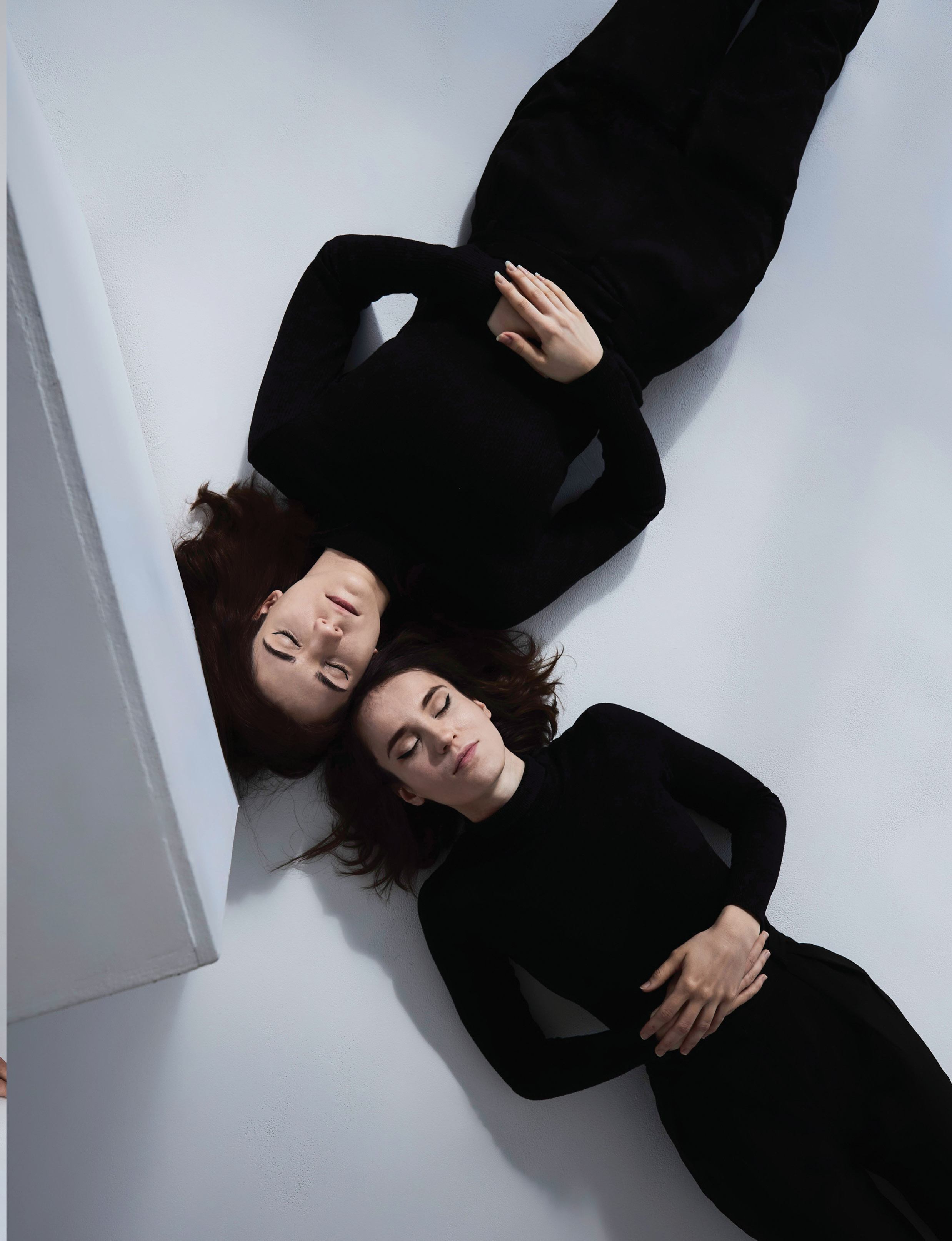 Фотосессия "Wired Twins" для двух девушек - подружек. Анна Потявина. Фотограф Москва