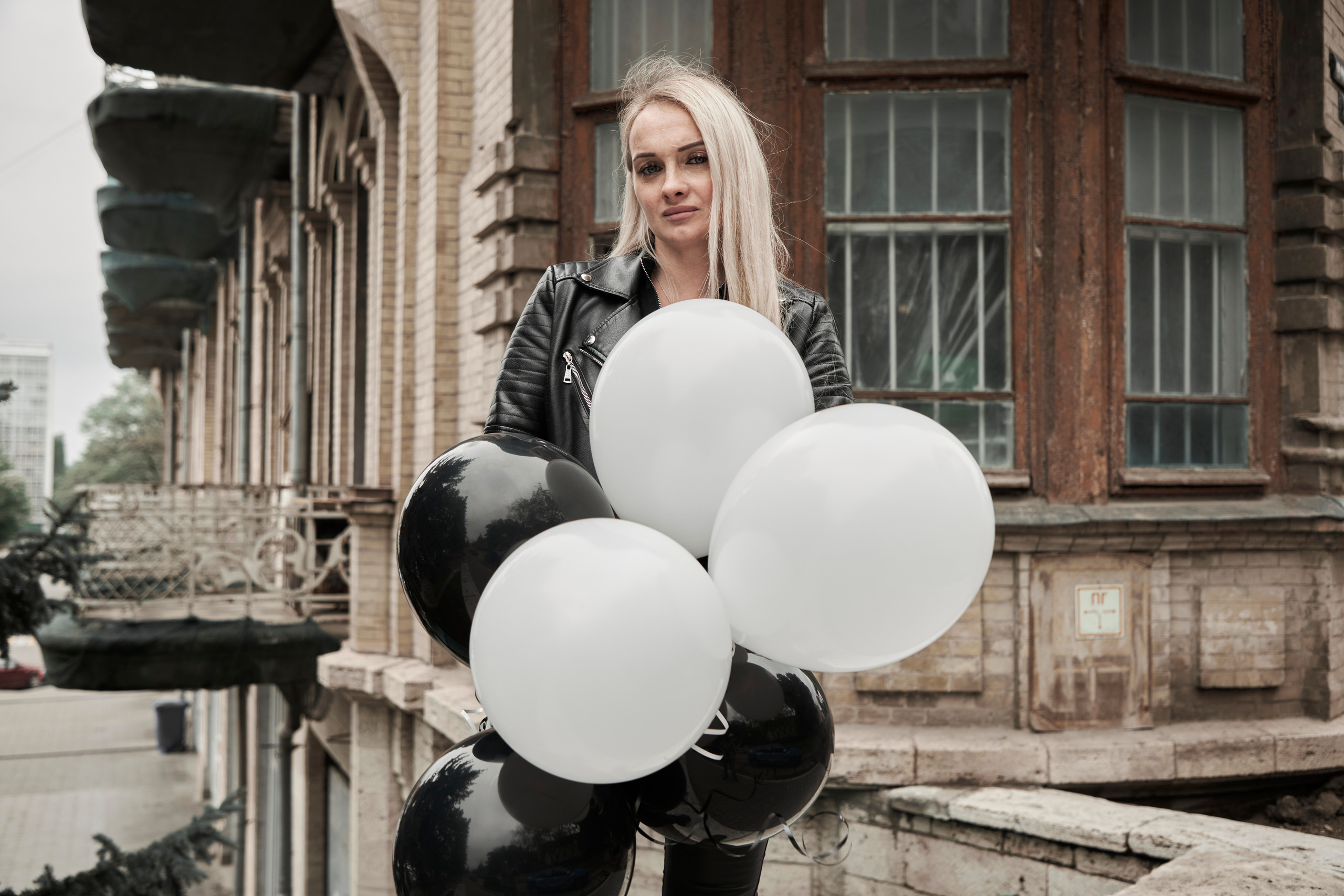 Прогулочная фотосессия для Светы с воздушными шарами в Пятигорске. Анна Потявина. Фотограф Москва