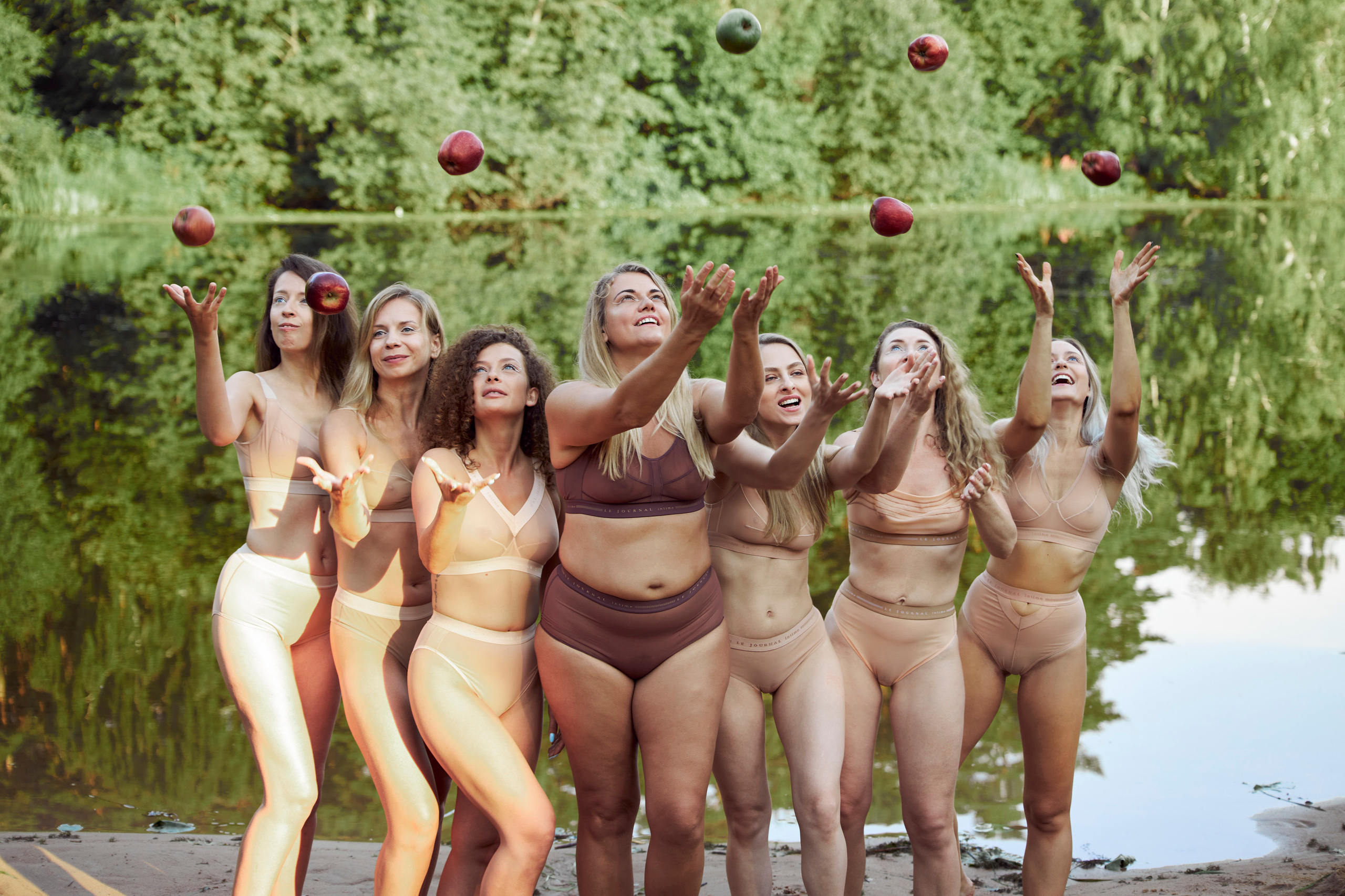 Фотосессия со множеством девушек в нижнем белье в Серебряном бору. Анна Потявина. Фотограф Москва
