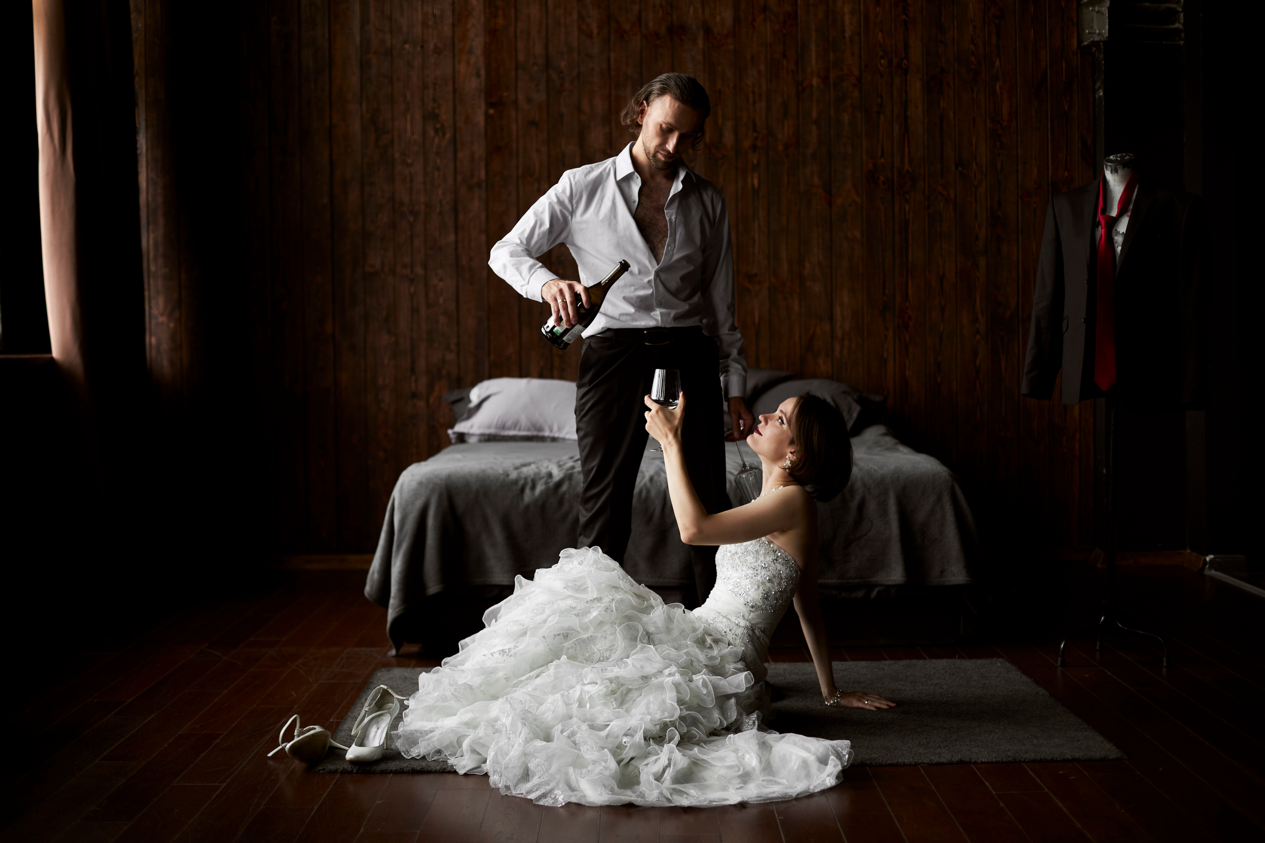 Свадебная фотосессия Авроры и Стаса в стиле Хельмута Ньютона. Анна Потявина. Фотограф Москва