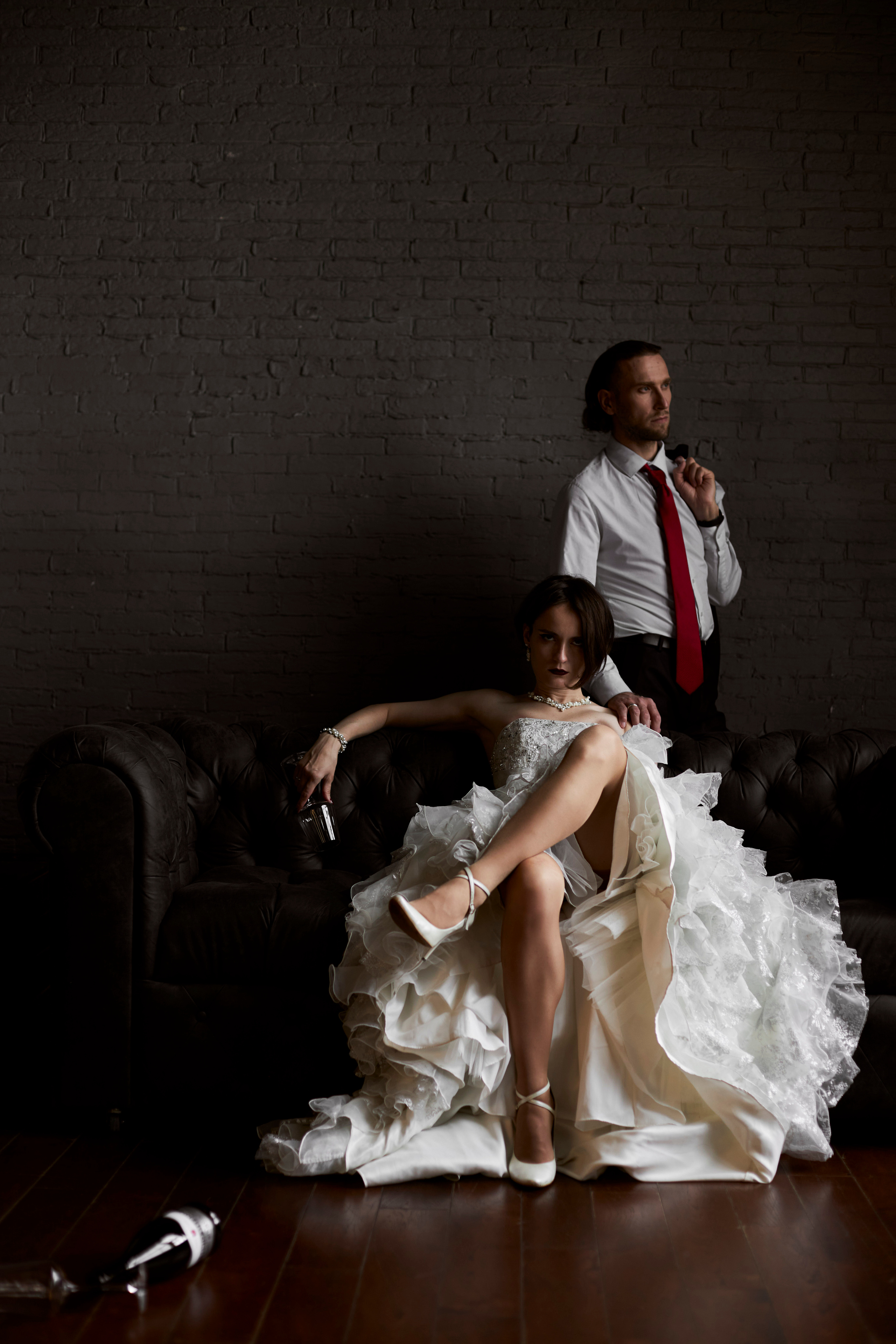 Свадебная фотосессия Авроры и Стаса в стиле Хельмута Ньютона. Анна Потявина. Фотограф Москва