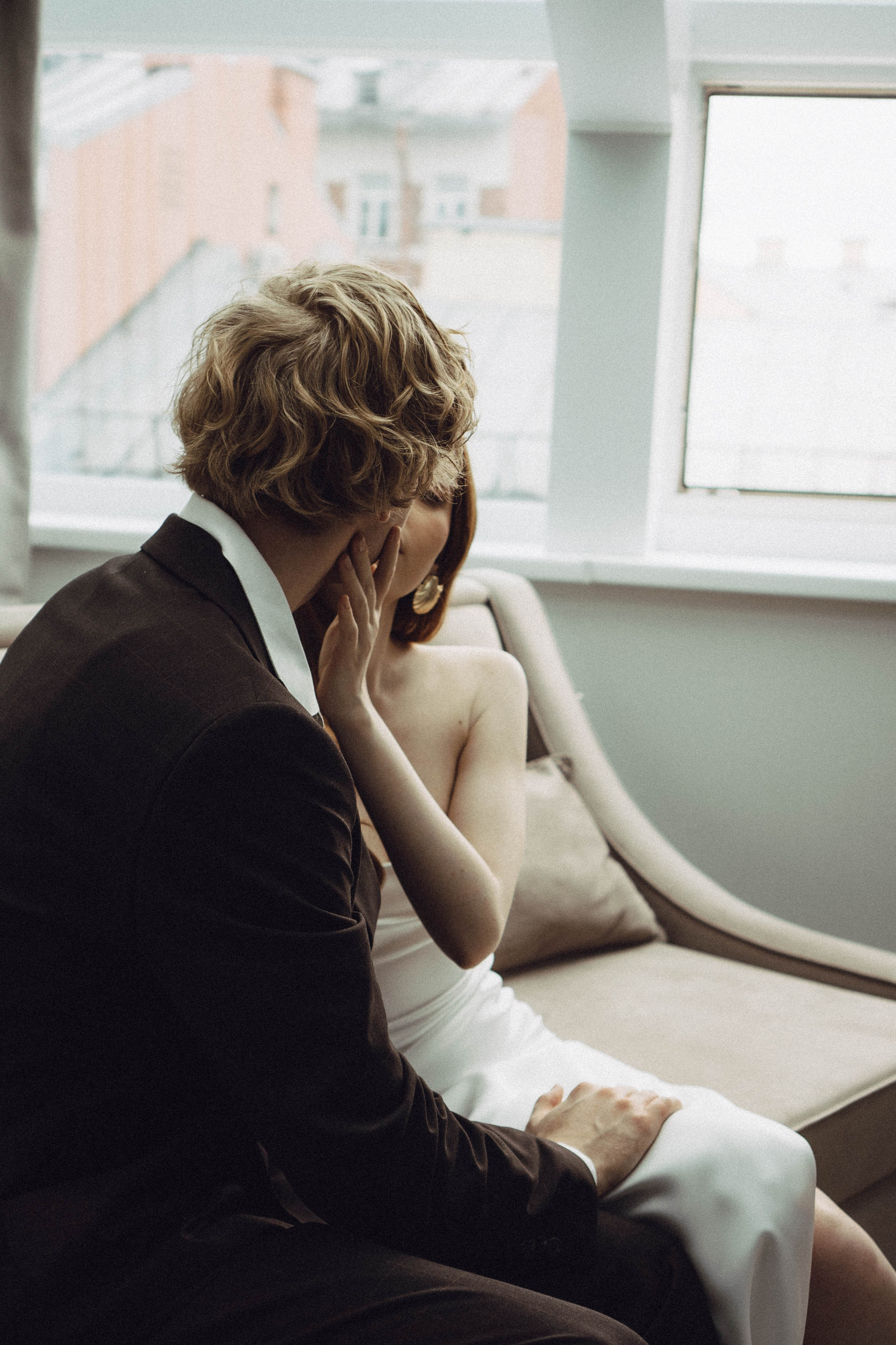 СВАДЕБНАЯ СЬЕМКА В ОТЕЛЕ. СБОРЫ ЖЕНИХА И НЕВЕСТЫ И ТАКЖЕ ТОР И ПОДГОТОВКА К ПРОГУЛКЕ. Профессиональный фотограф, Санкт-Петербург — Виктория Богомолова