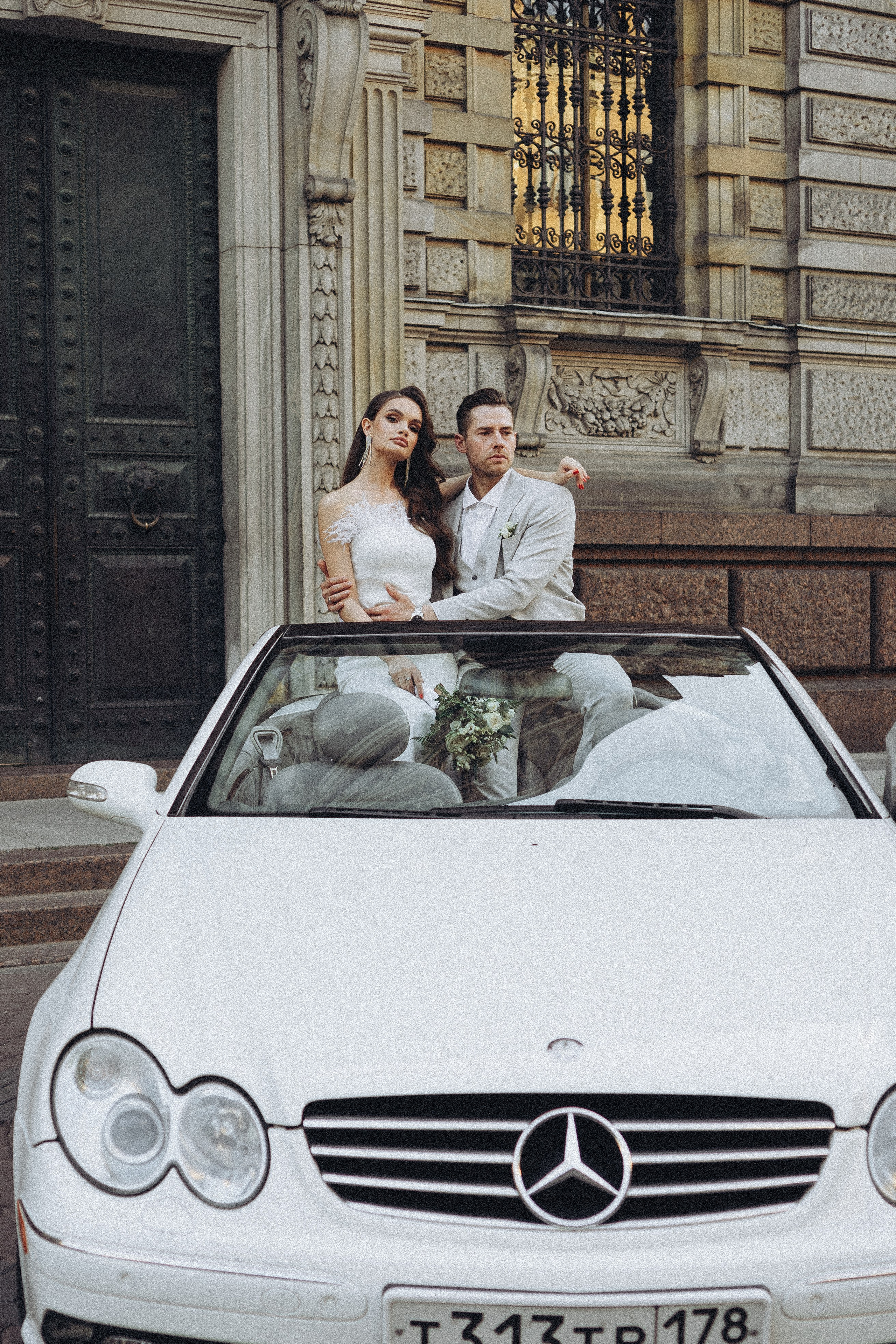 Свадебная сьемка у академии Штиглица. Профессиональный фотограф, Санкт-Петербург — Виктория Богомолова