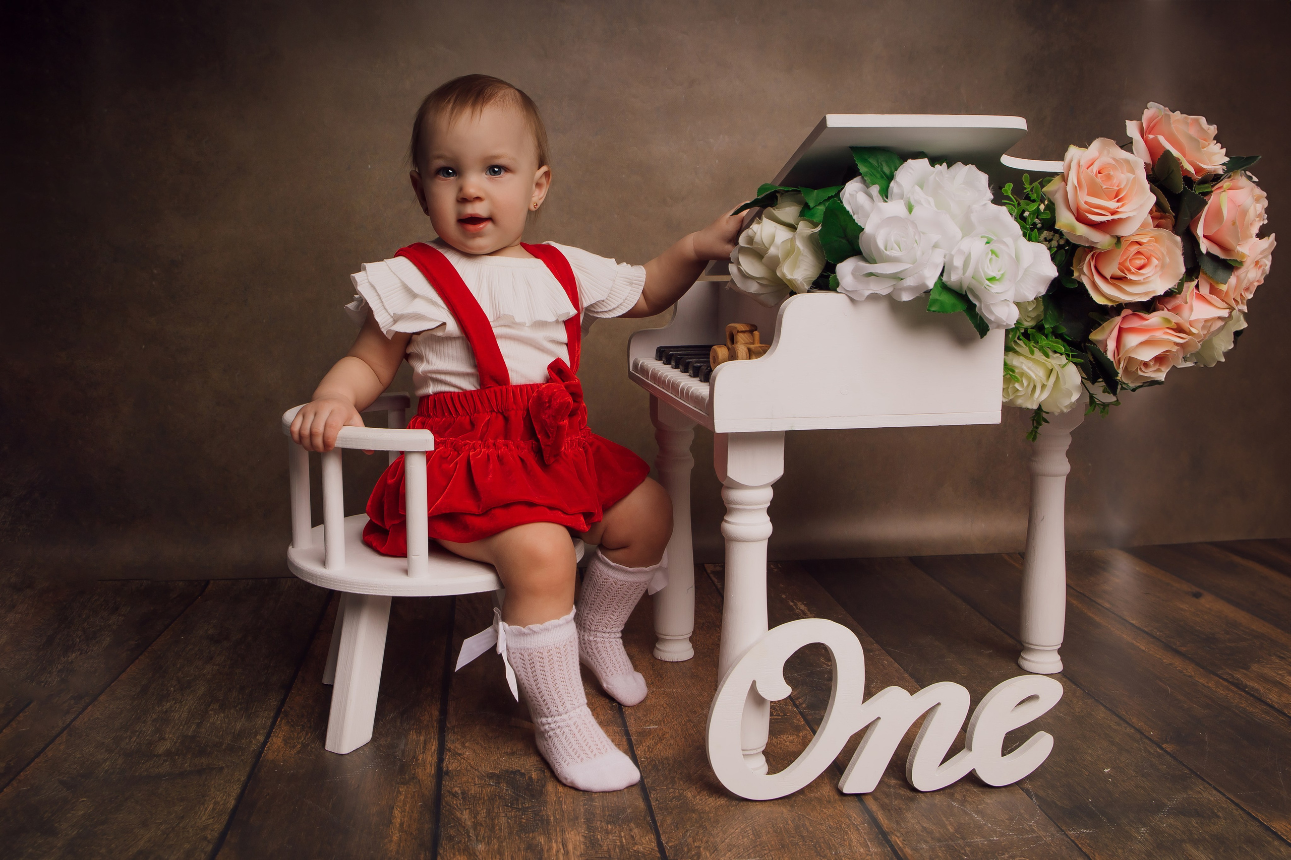 Кира 1 годик