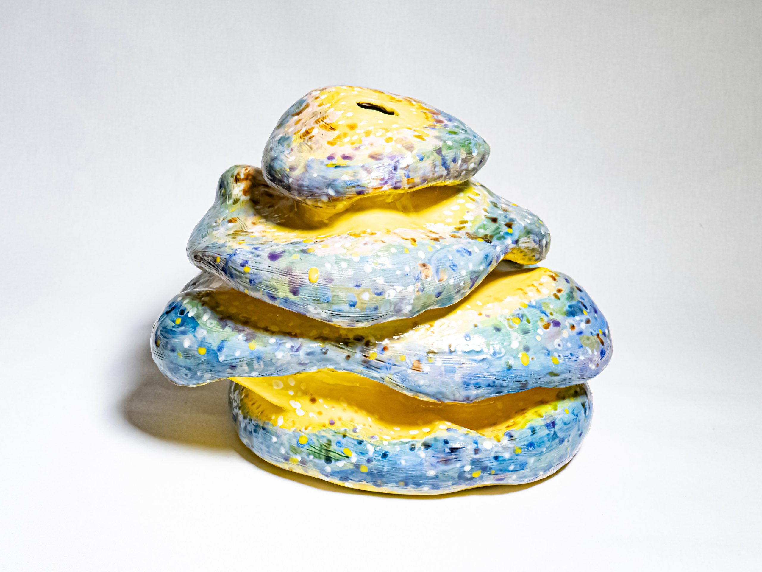 Арт объект ваза из керамики в виде гриба Чага в праздничной расцветке