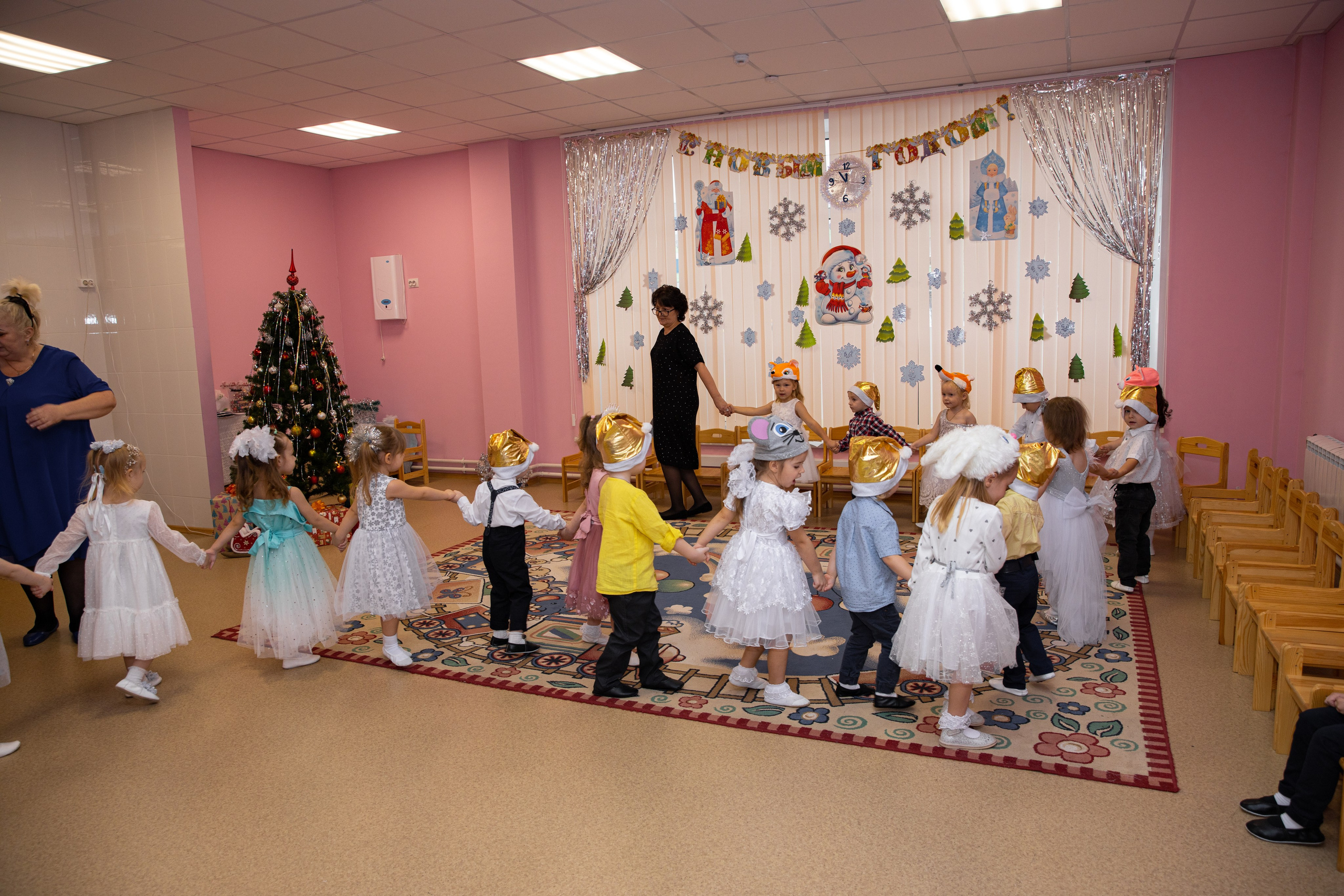 Новогодний утренник Полисадик. Фотограф в Железнодорожном и Балашихе