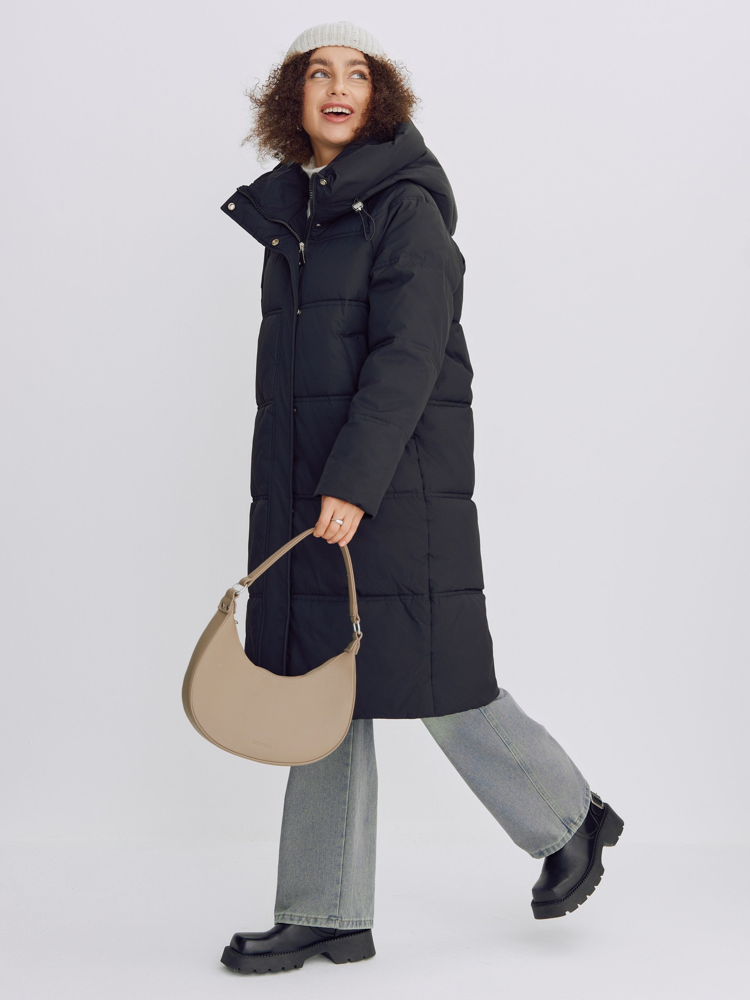 Куртки. Фотограф для маркетплейсов в Москве