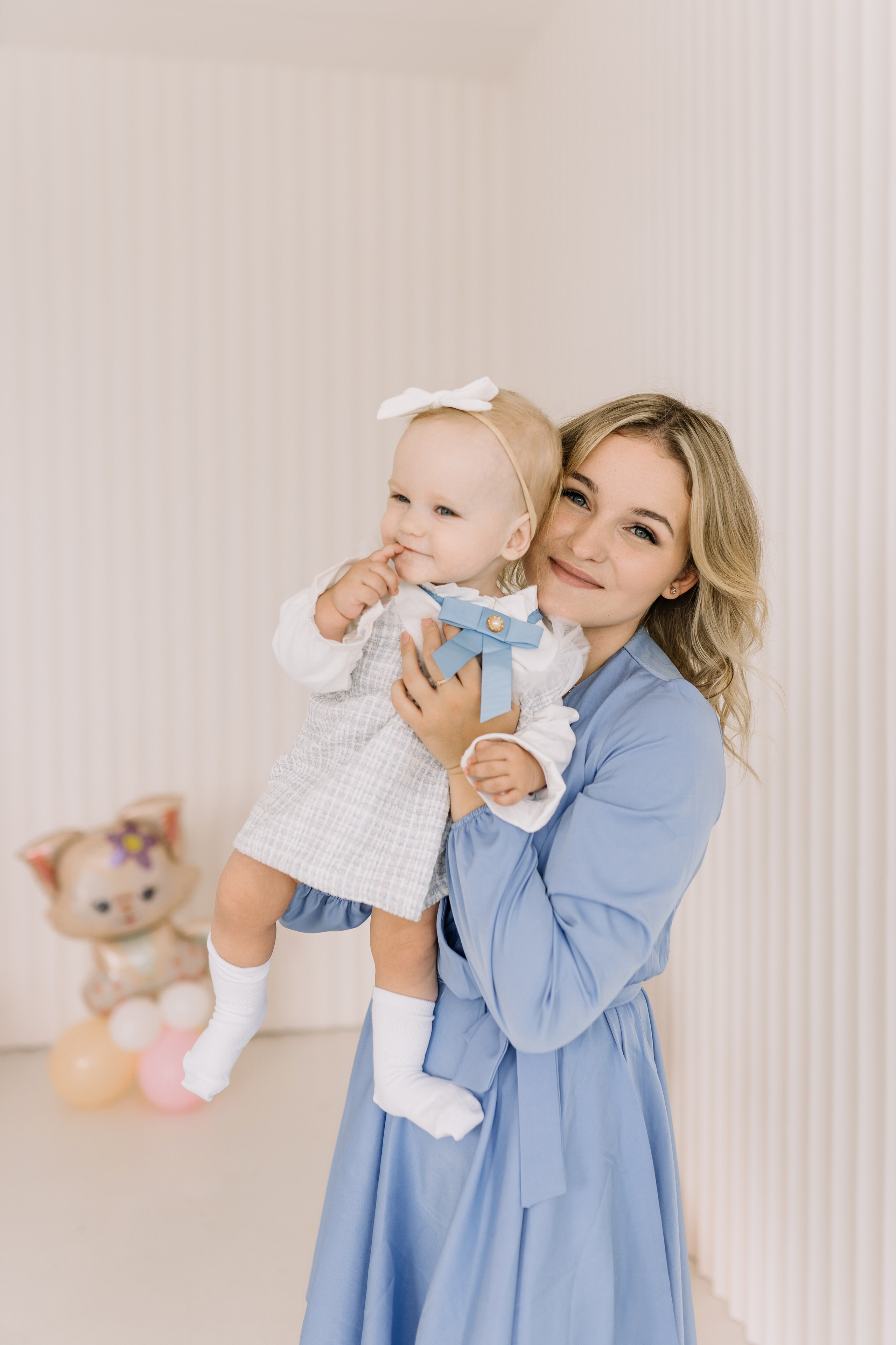 Николь 1 годик