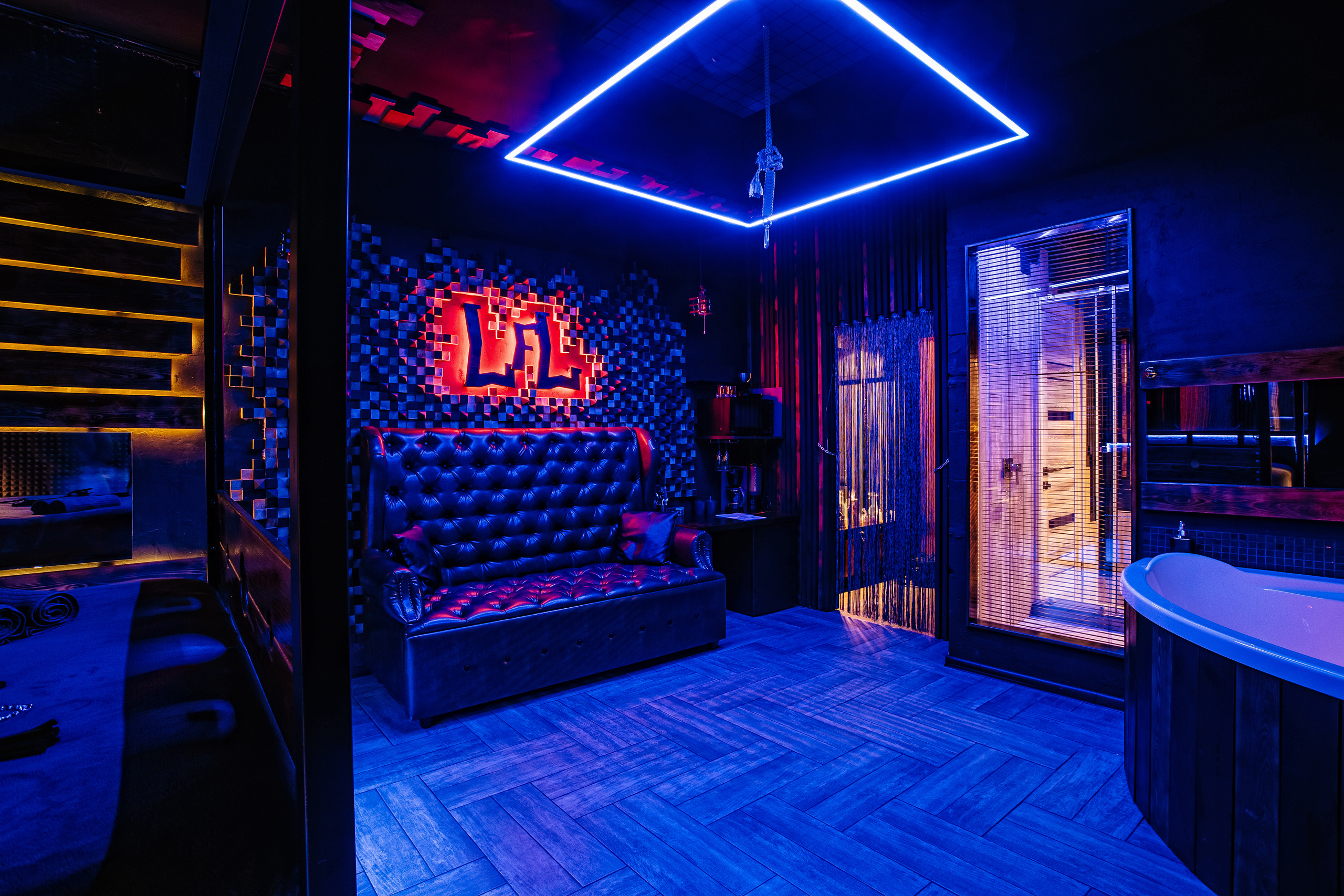 БДСМ Квартира. Свадебный и семейный фотограф Ворожейкин Олег. Фотографирую во Владиво