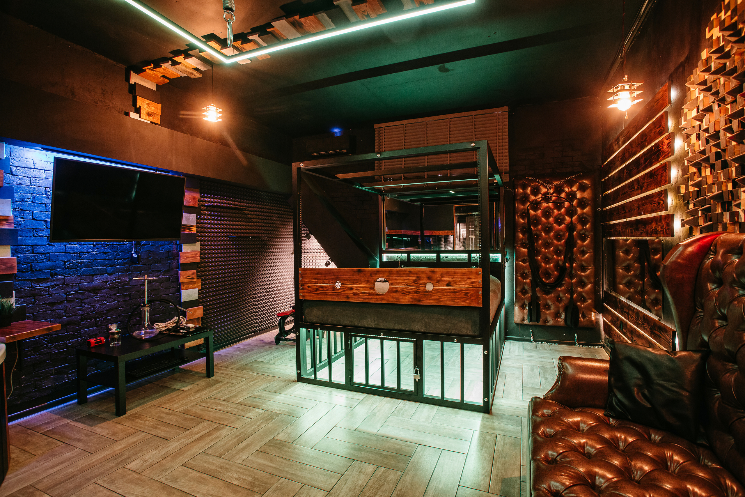 БДСМ Квартира. Свадебный и семейный фотограф Ворожейкин Олег. Фотографирую во Владиво