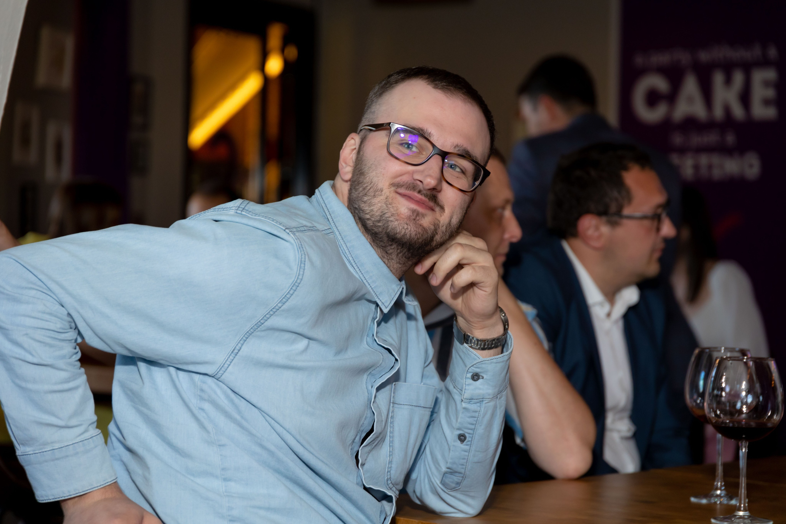 Фотосъёмка камерного корпоратива компании Грузовичкоф. Фотограф на праздник, корпоратив, День Рождения и Юбилей в г. Санкт-Петербурге Алексей Анкушев