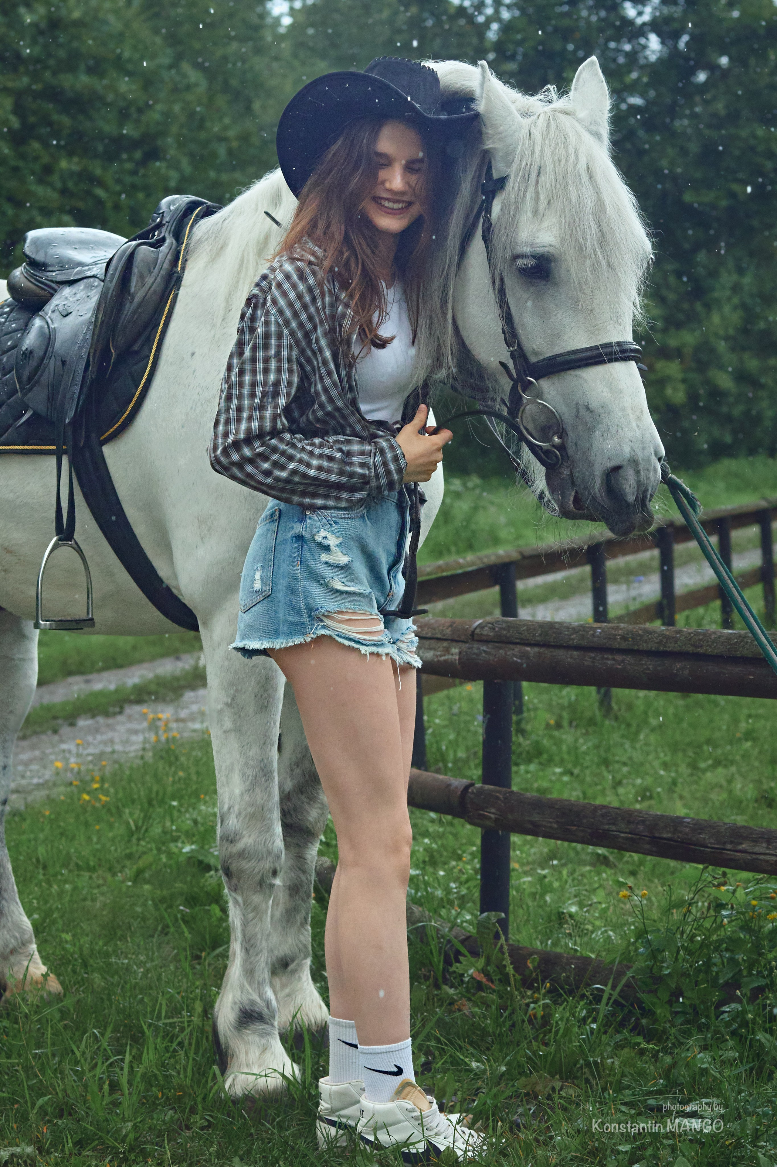 Фотопрогулка для Виктории и Полины на лошадях. Фотограф в Рязани. Свадьба, семейное фото, портрет. Константин Манго