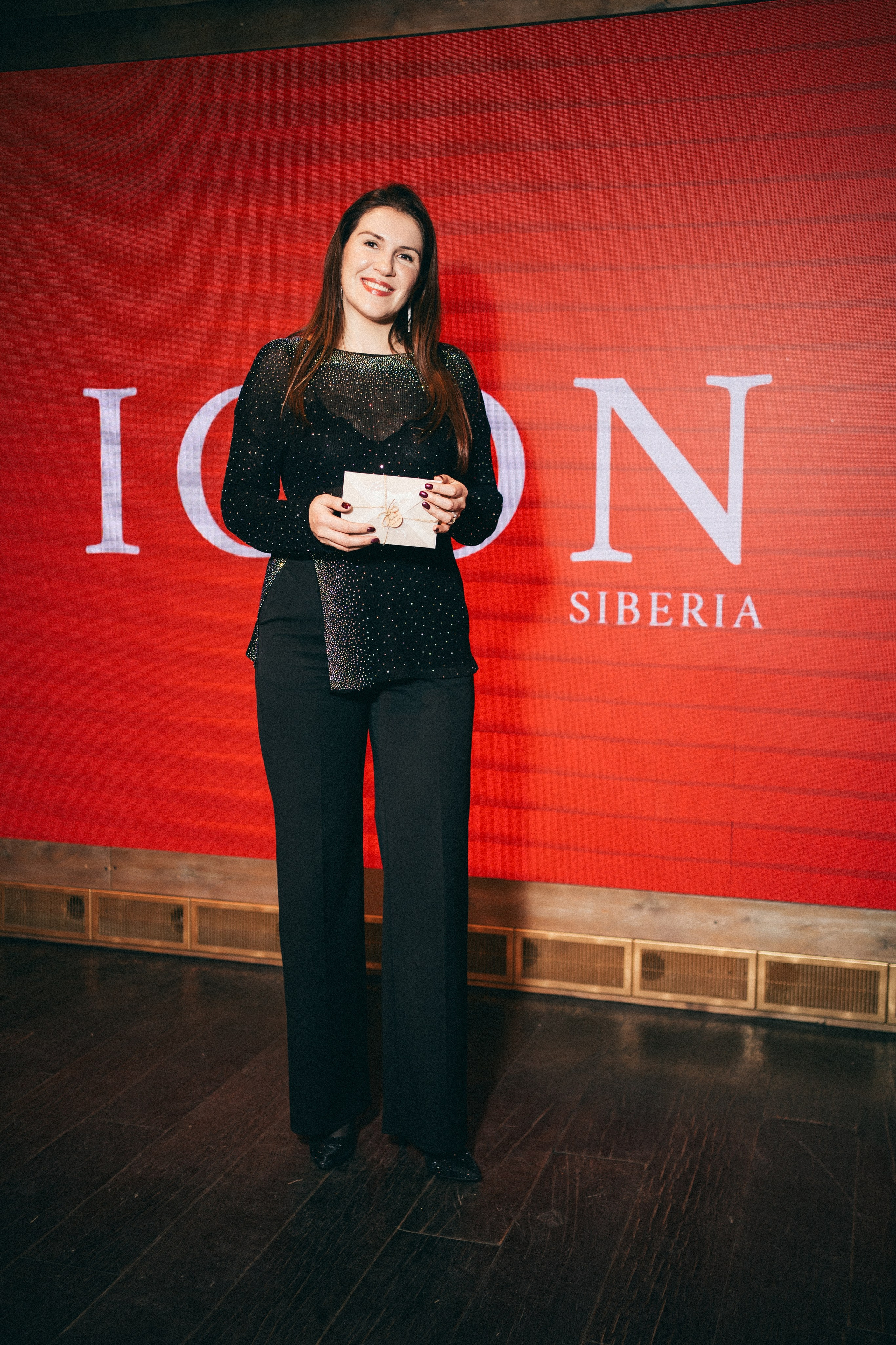 Презентация новогоднего номера журнала ICON SIBERIA MAG. Фотограф на любое событие в Кемерово