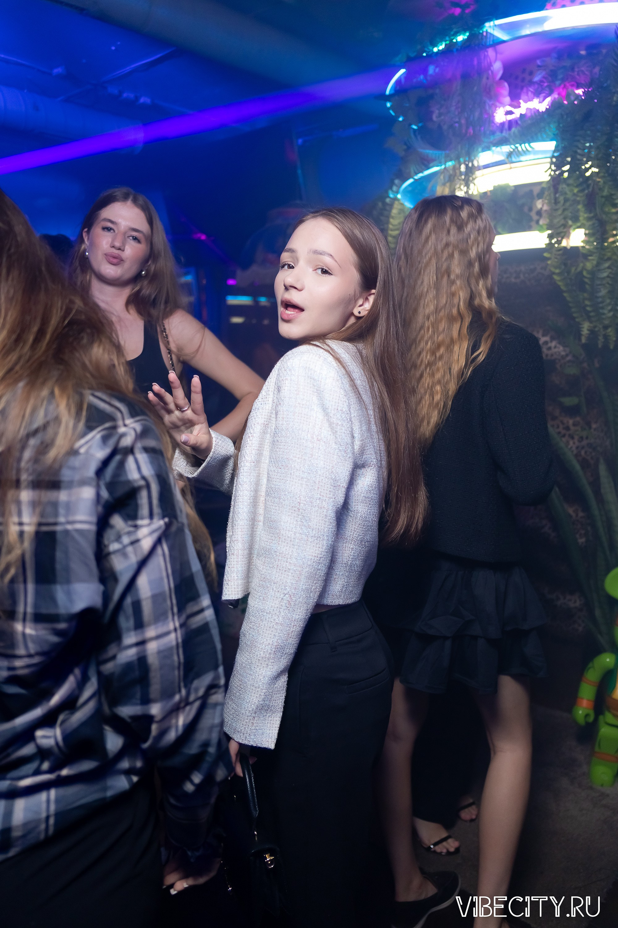 DOUBLE U. VIBECITY.RU Вайб Сити Ру Фоторепортажи Фотоотчеты Калининград