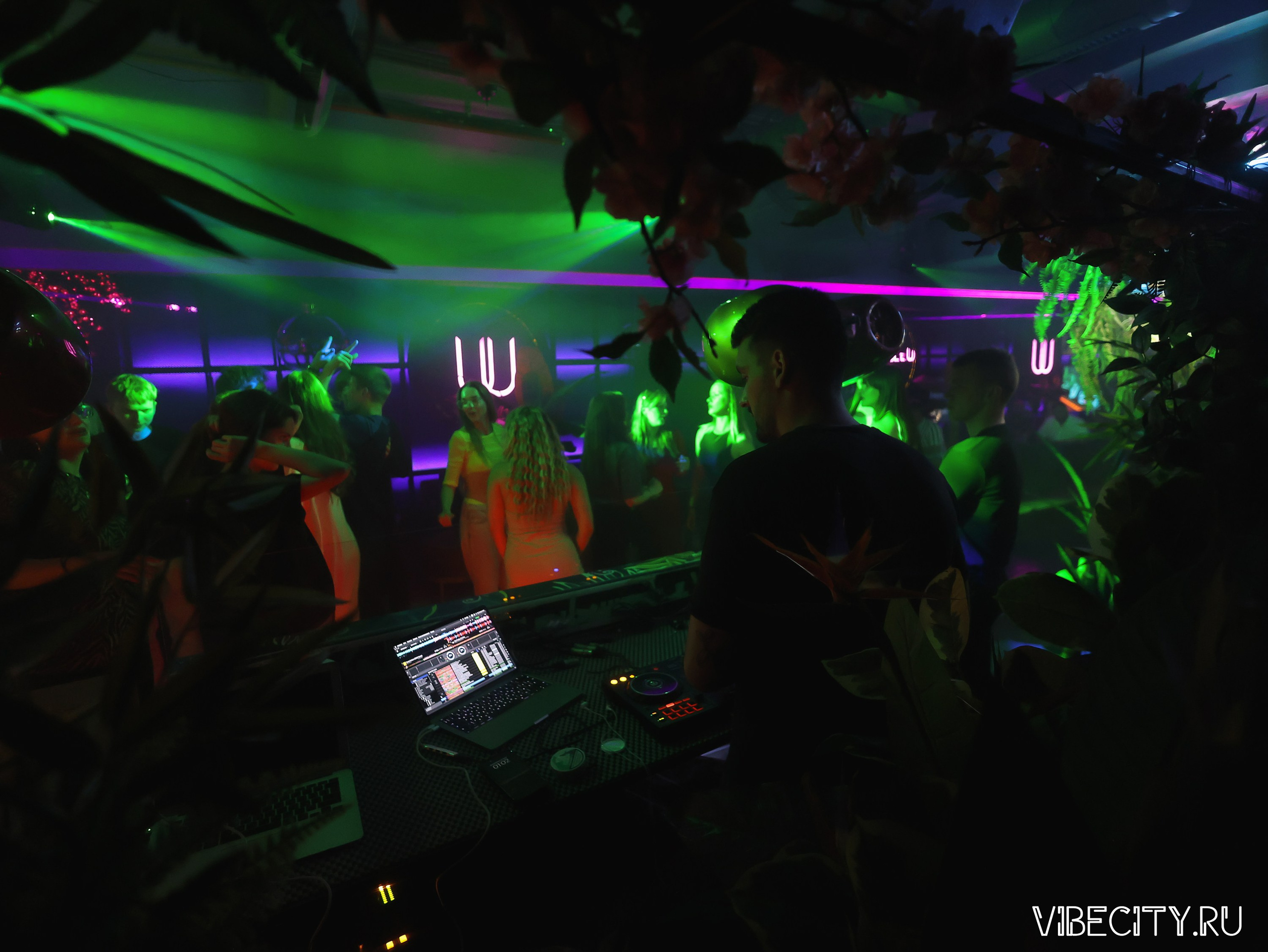 DOUBLE U. VIBECITY.RU Вайб Сити Ру Фоторепортажи Фотоотчеты Калининград