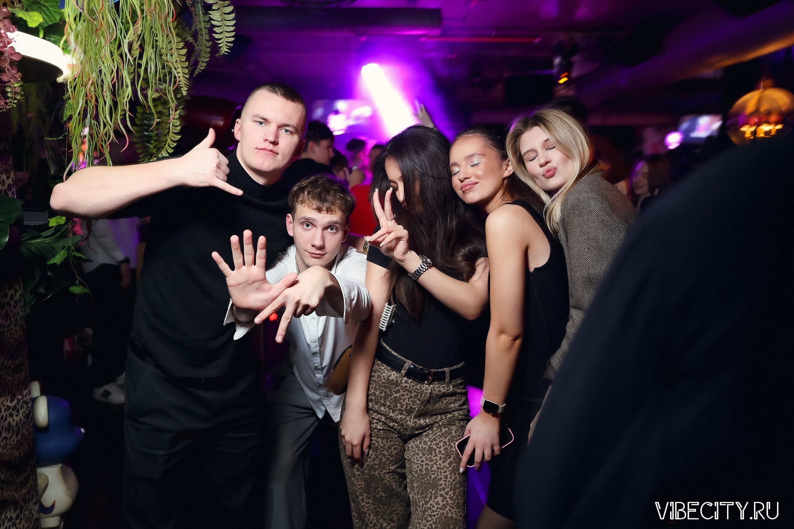 DOUBLE U. VIBECITY.RU Вайб Сити Ру Фоторепортажи Фотоотчеты Калининград