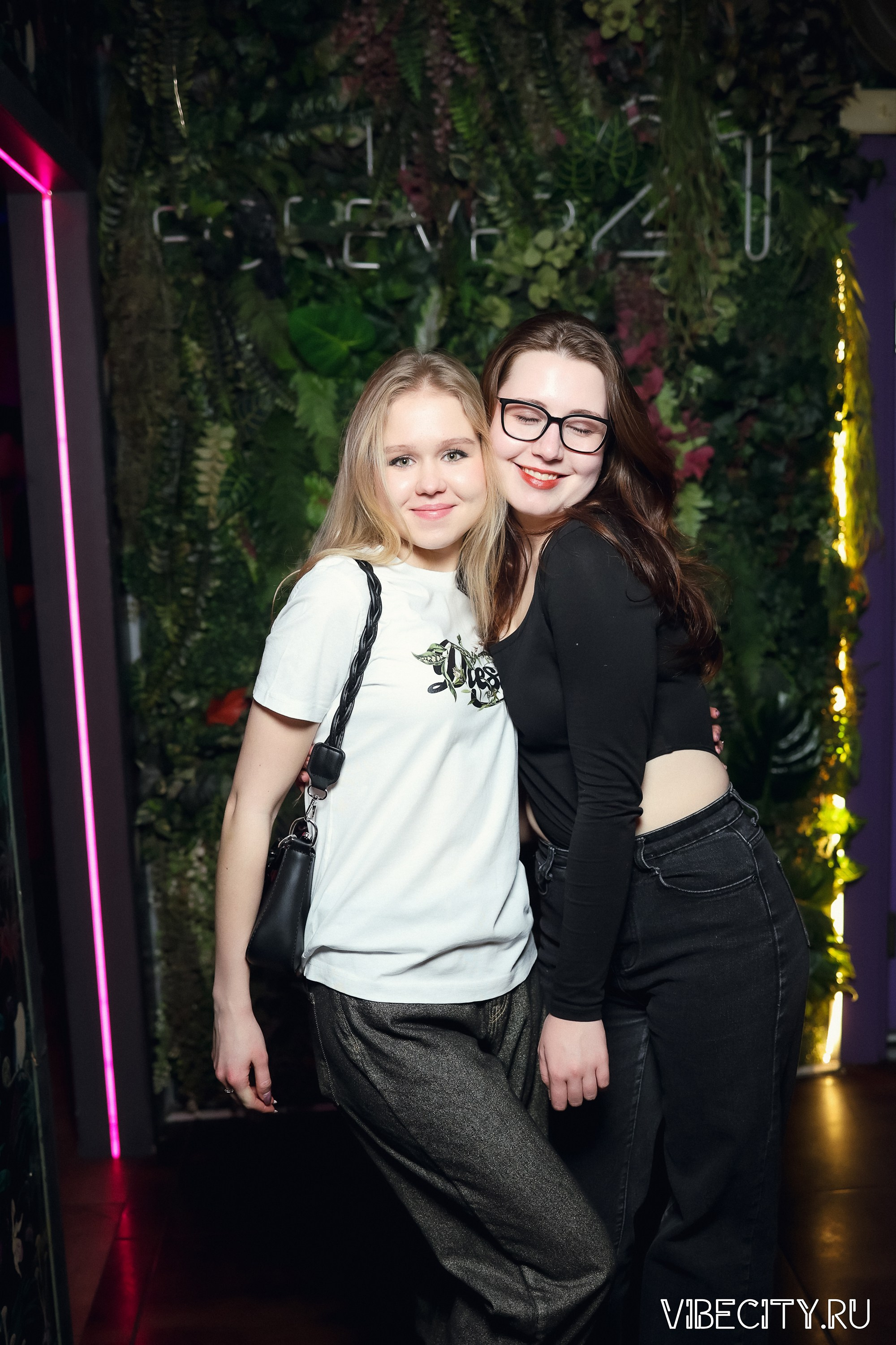 DOUBLE U. VIBECITY.RU Вайб Сити Ру Фоторепортажи Фотоотчеты Калининград