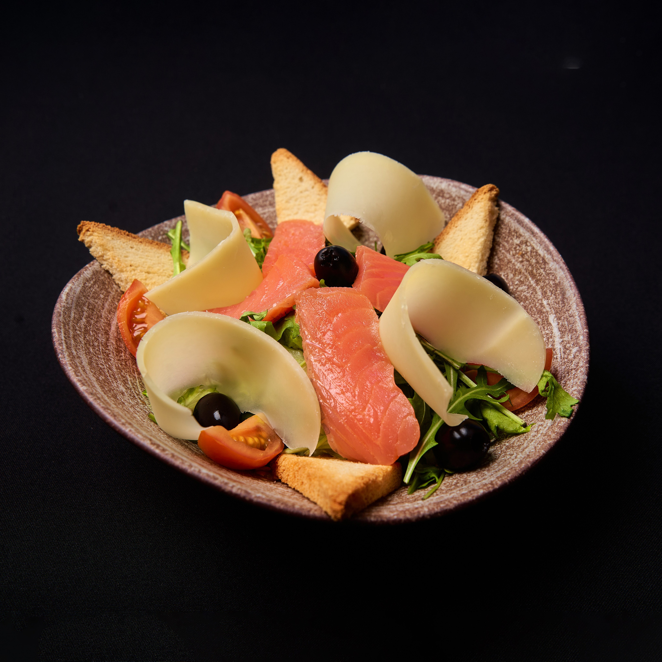 Предметная и фудсъёмка в Москве. Фото для маркетплейсов. Фотограф Петр Анисимов