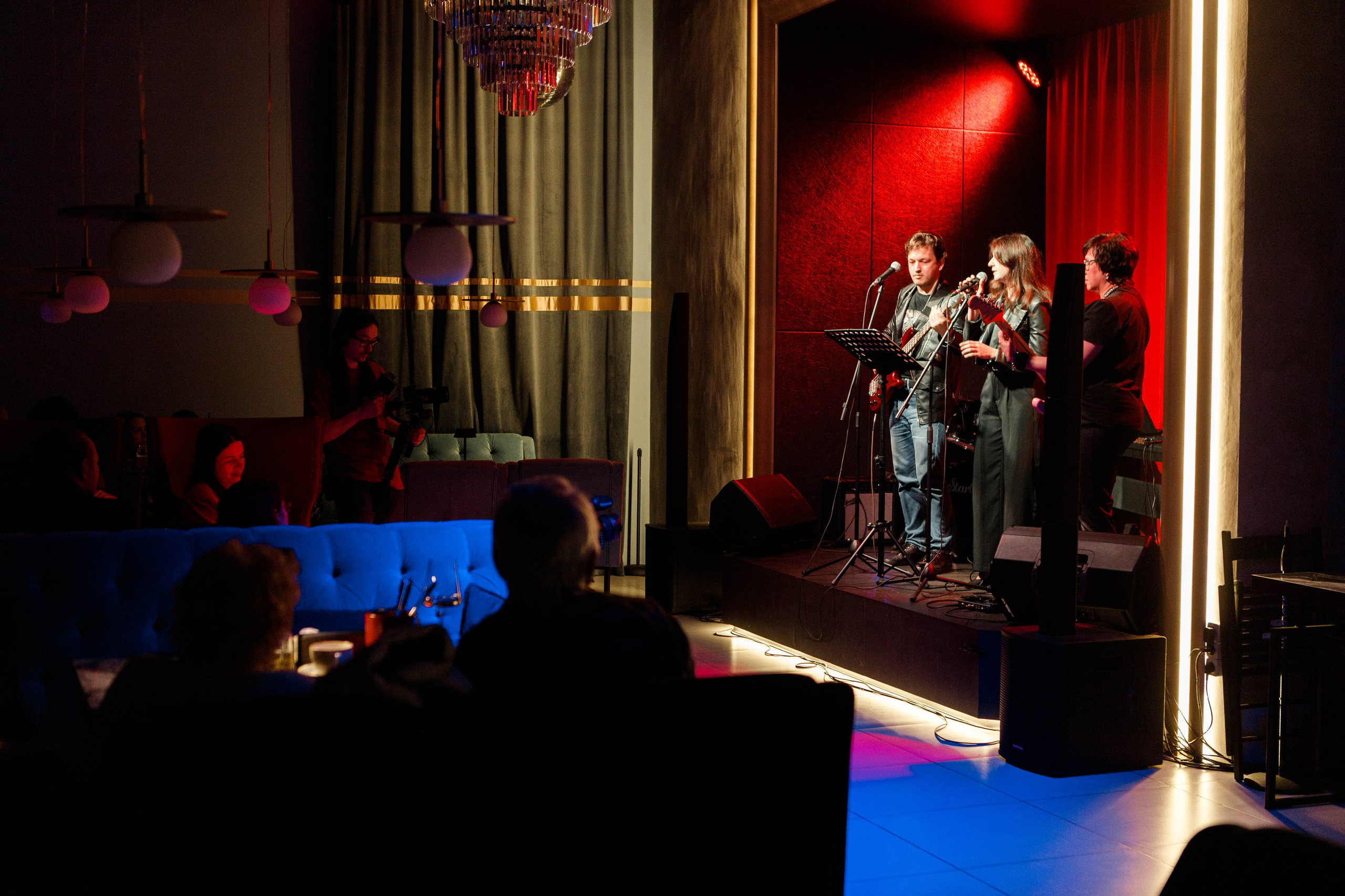 Караоке-бар «Опера». Фотограф Екатеринбург Яна Язовская