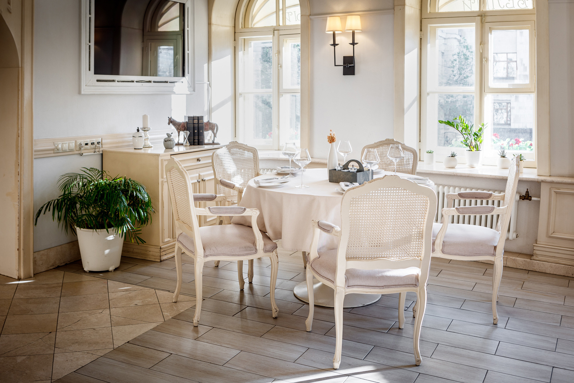 Белый. Предметный и фуд фотограф в Москве Ира Гарнет