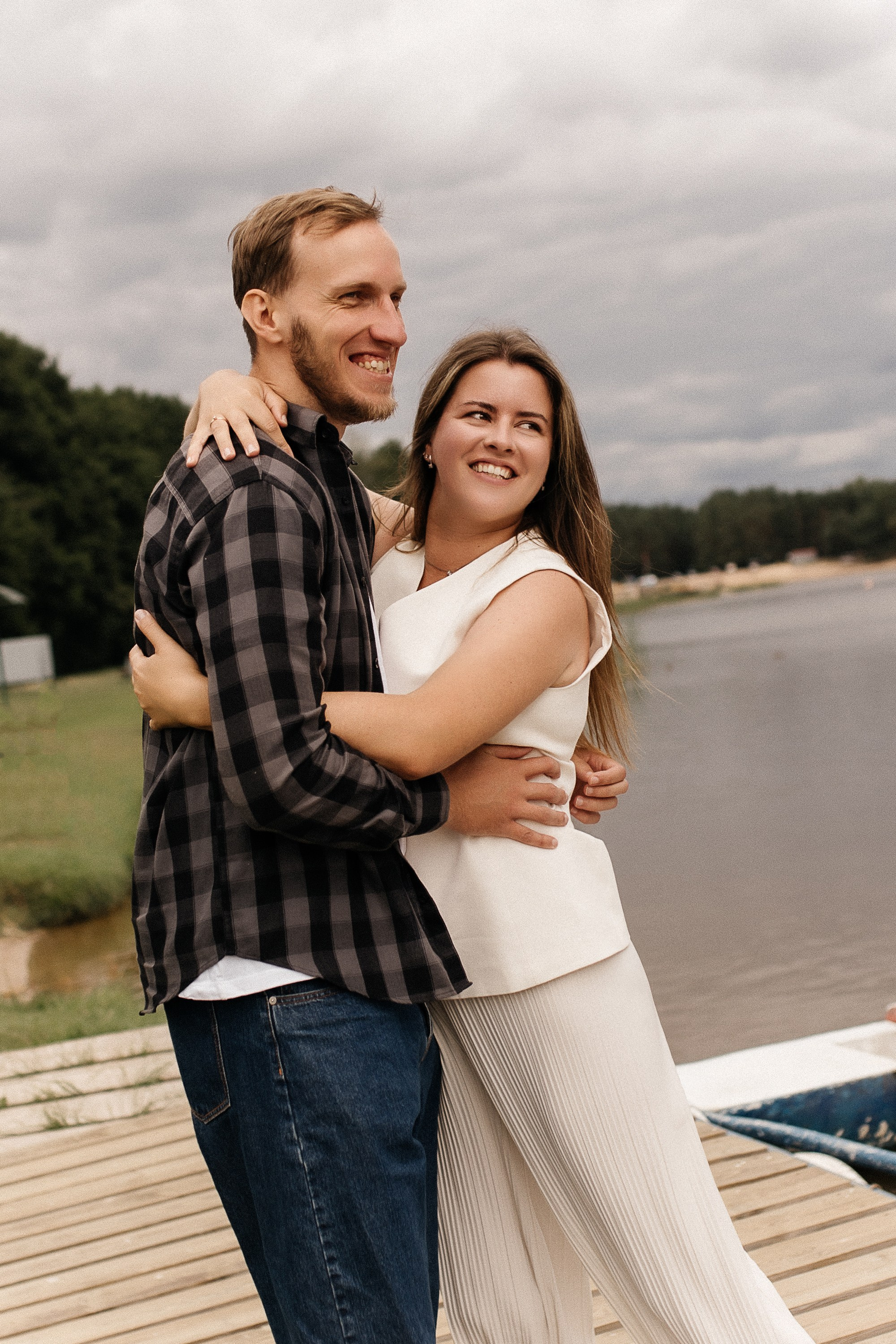 Love Story на Юбилейном озере. Свадебный и семейный фотограф Виолетта Сидельникова. Краснодар, Россия, Беларусь, Европа